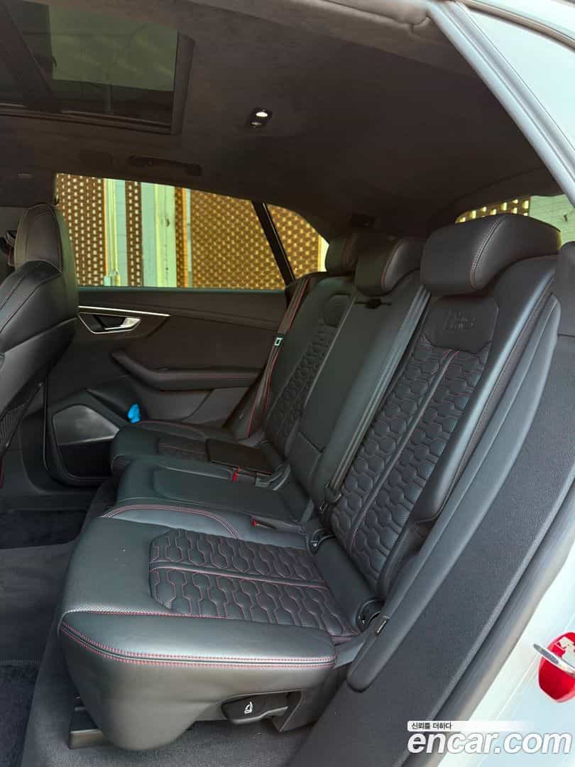 RSQ8 Audi 2021.5-INNER-010