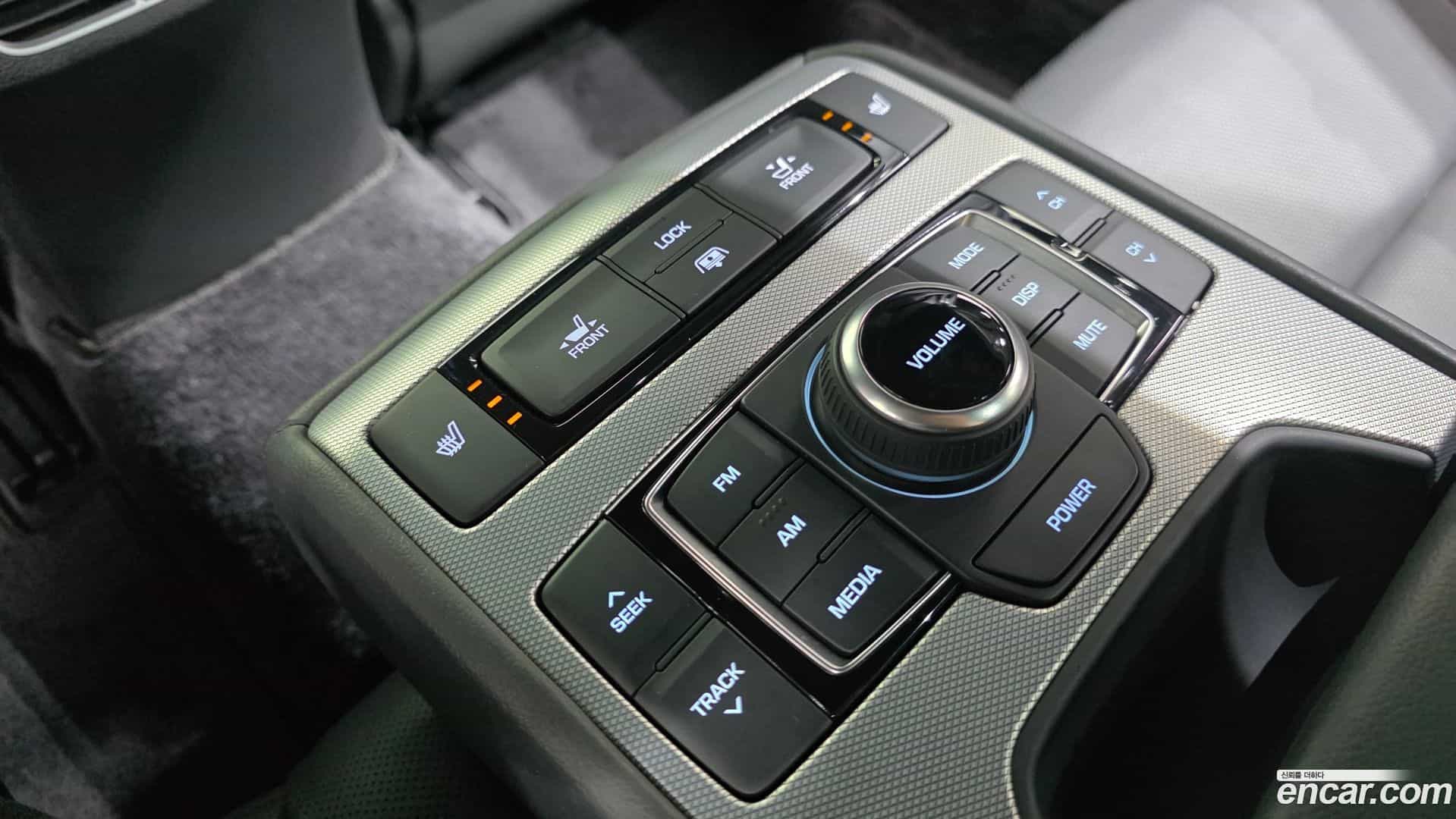 G80 Genesis 2018.0-OPTION-022