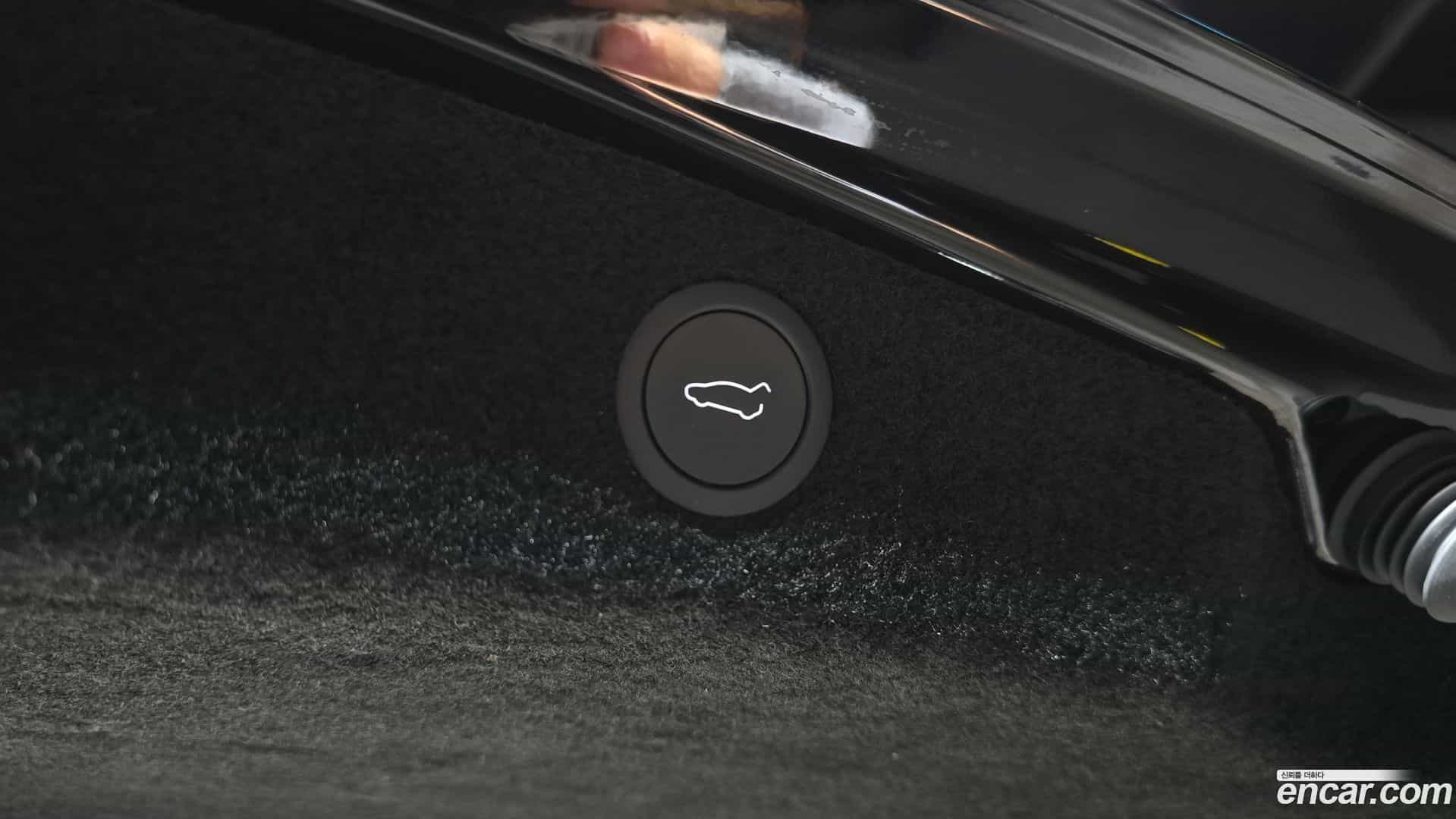 Model 3 Tesla 2024.4-OPTION-024
