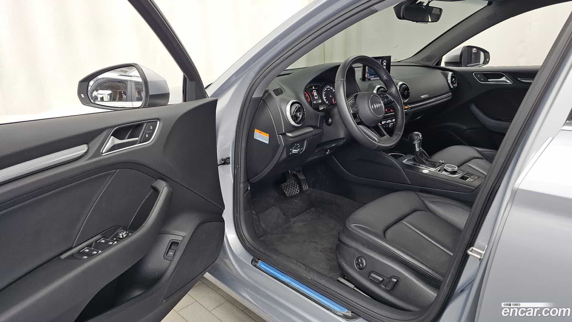 A3 Audi 2018.8-INNER-010