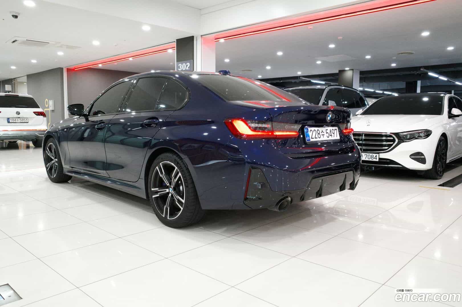 3-Series BMW 2025.10-OUTER-002