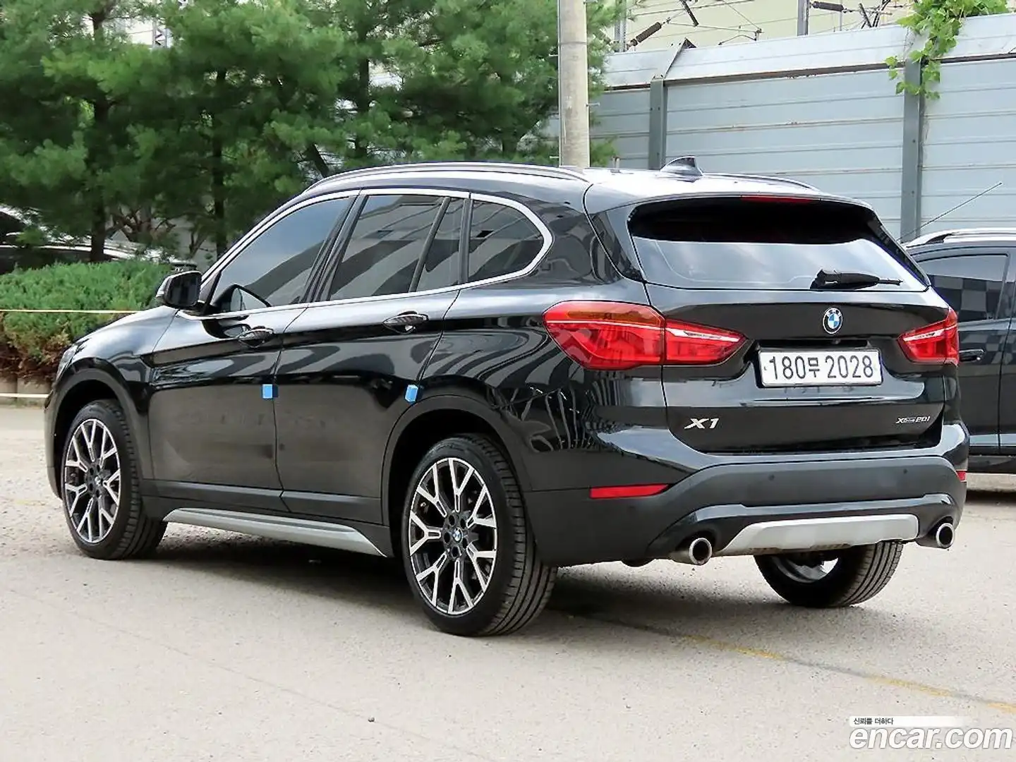 X1 BMW 2022.7-OUTER-003