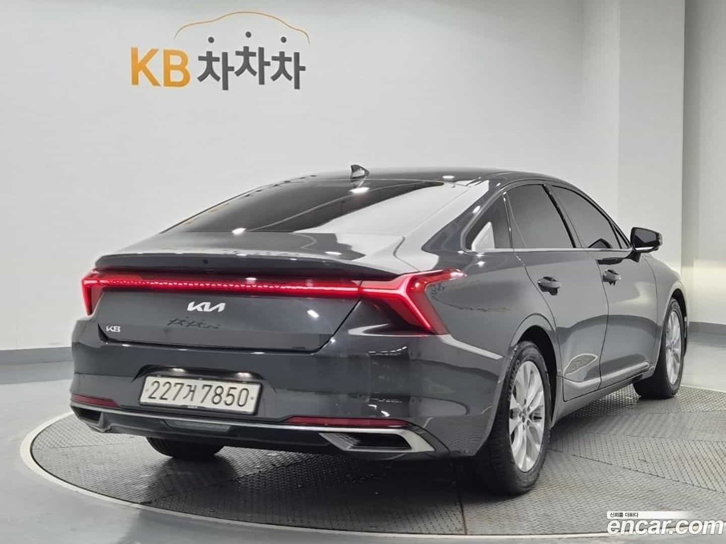 K8 Kia 2022.4-OUTER-003