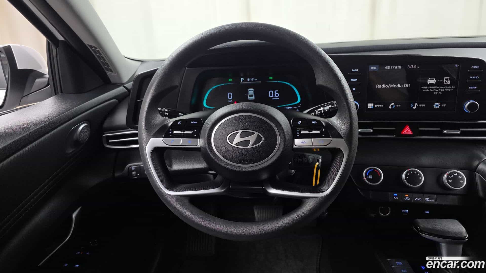 AVANTE Hyundai 2024.6-OPTION-017