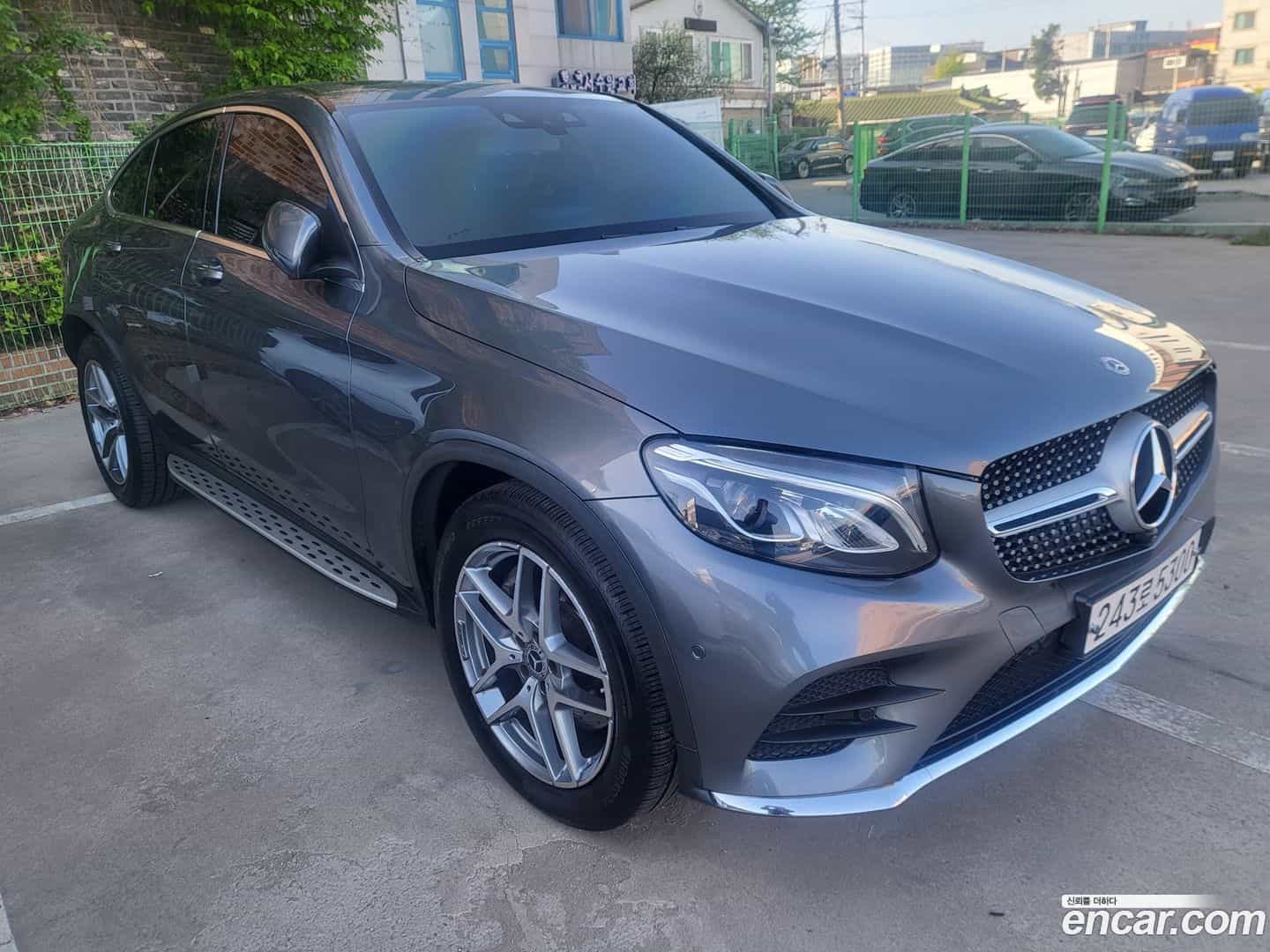 GLC-Class Mercedes-Benz 2017.7-OUTER-003