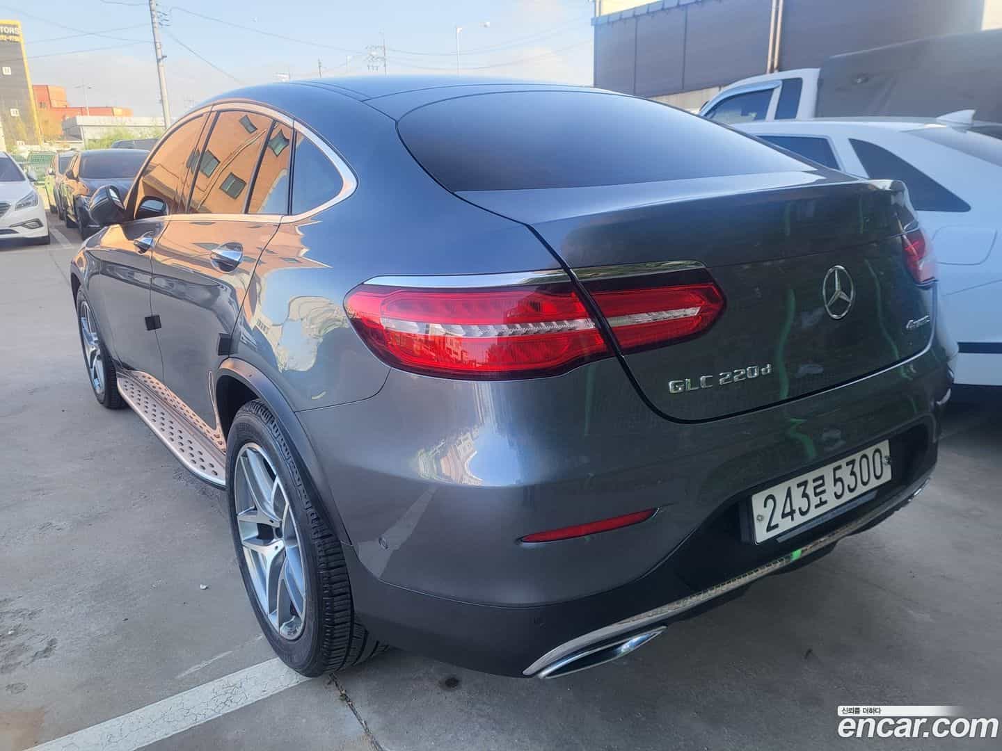 GLC-Class Mercedes-Benz 2017.7-OUTER-005