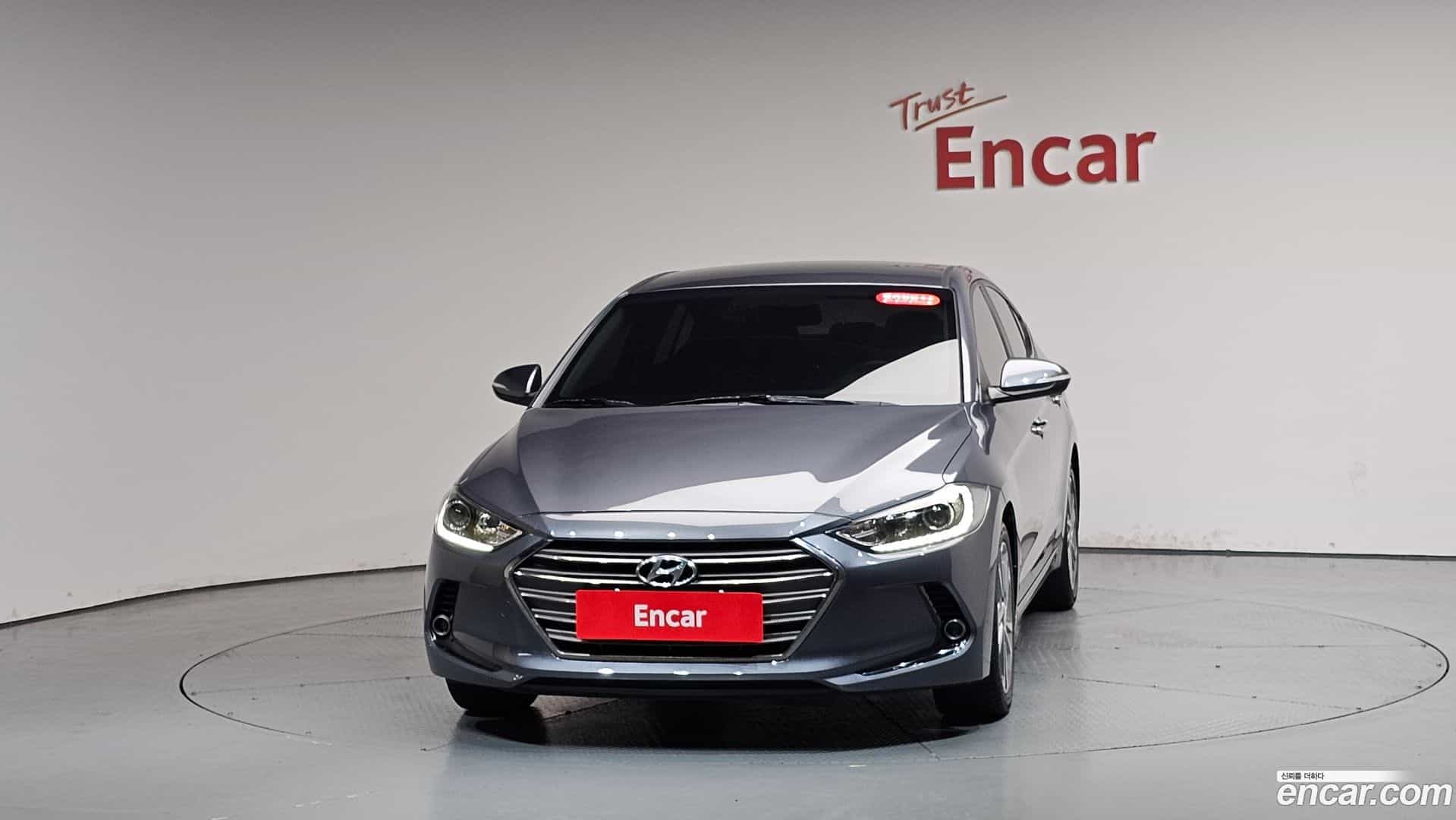 AVANTE Hyundai 2017.1-OUTER-003