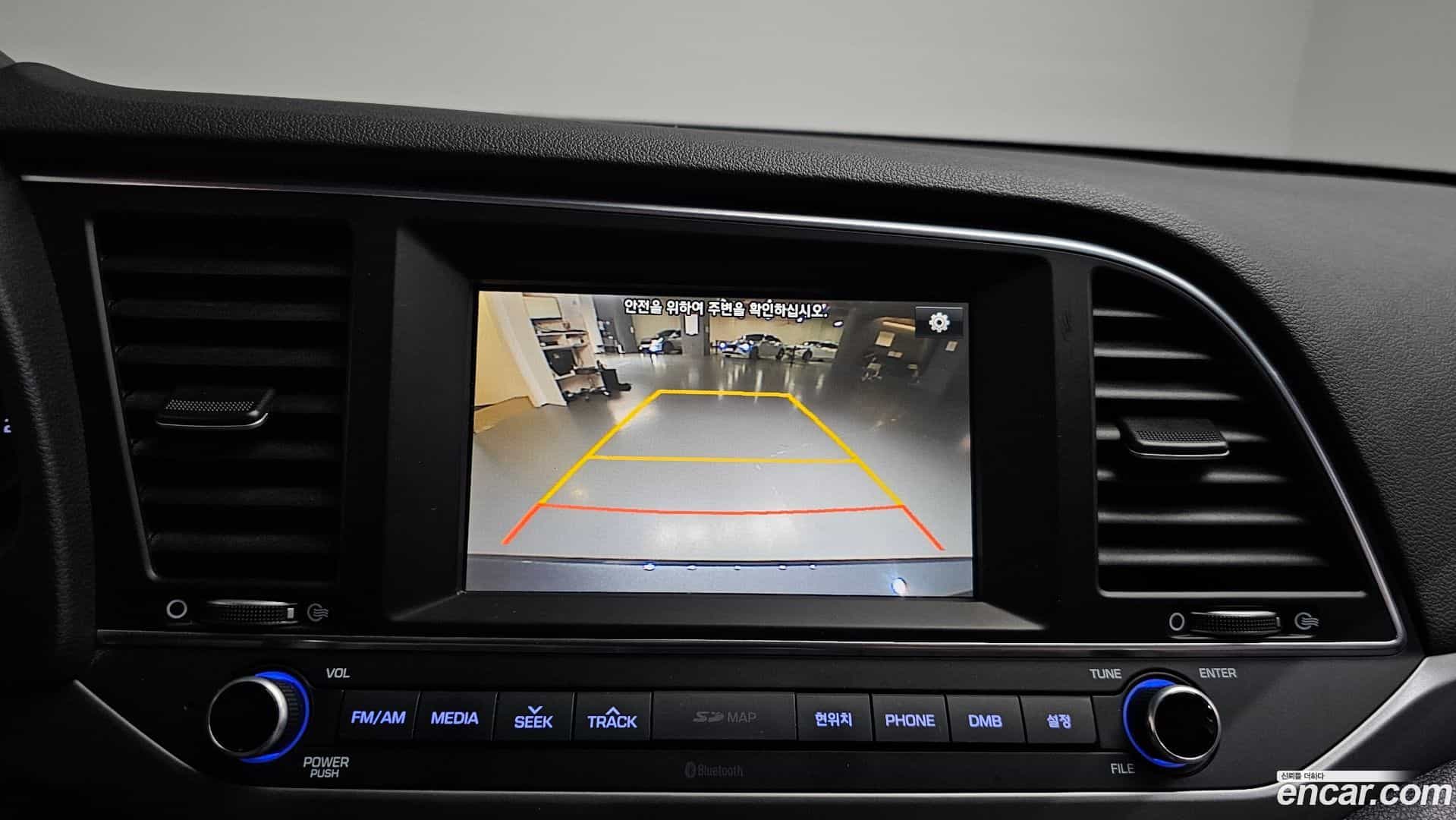 AVANTE Hyundai 2017.1-OPTION-019