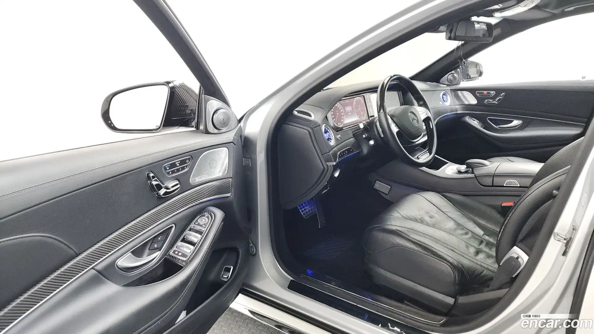 S-Class Mercedes-Benz 2015.10-INNER-010