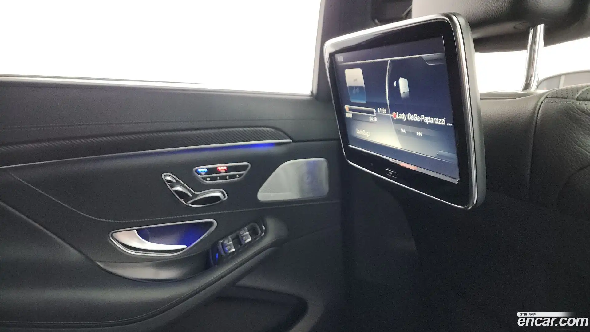 S-Class Mercedes-Benz 2015.10-OPTION-021