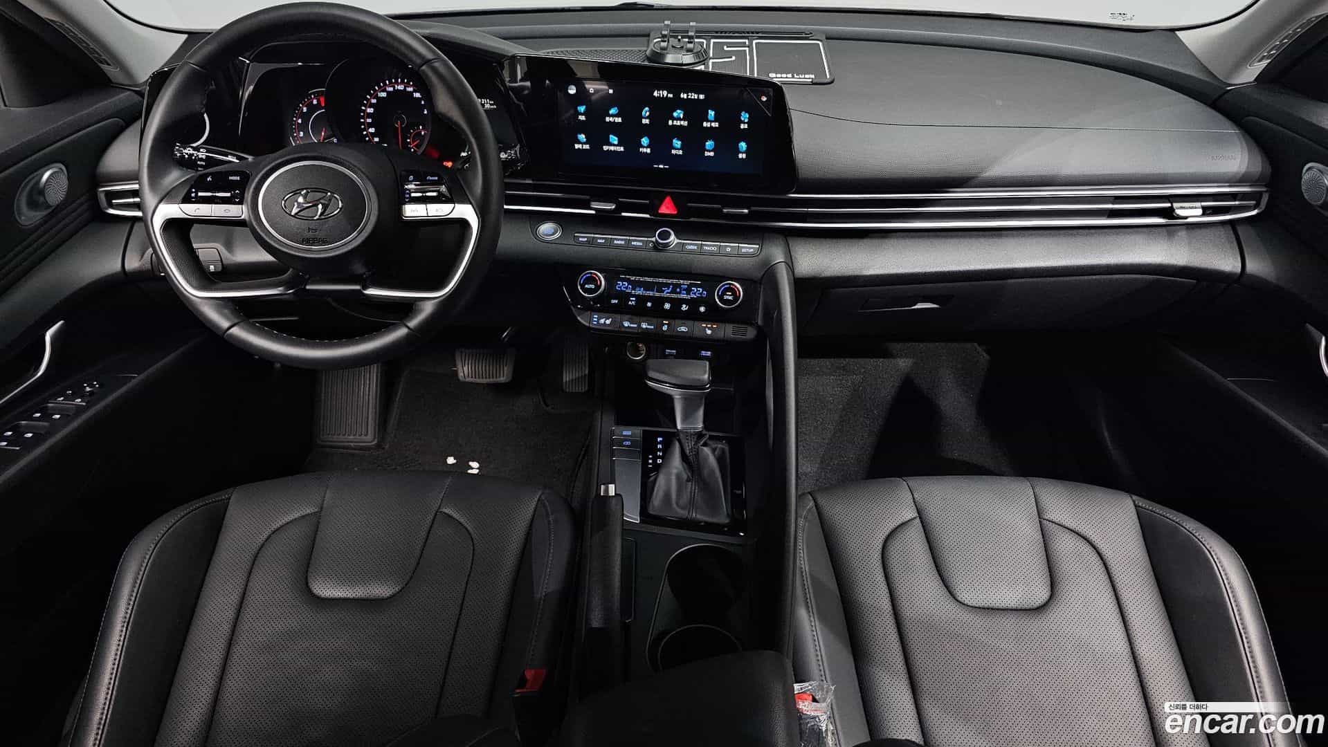 AVANTE Hyundai 2020.4-INNER-007