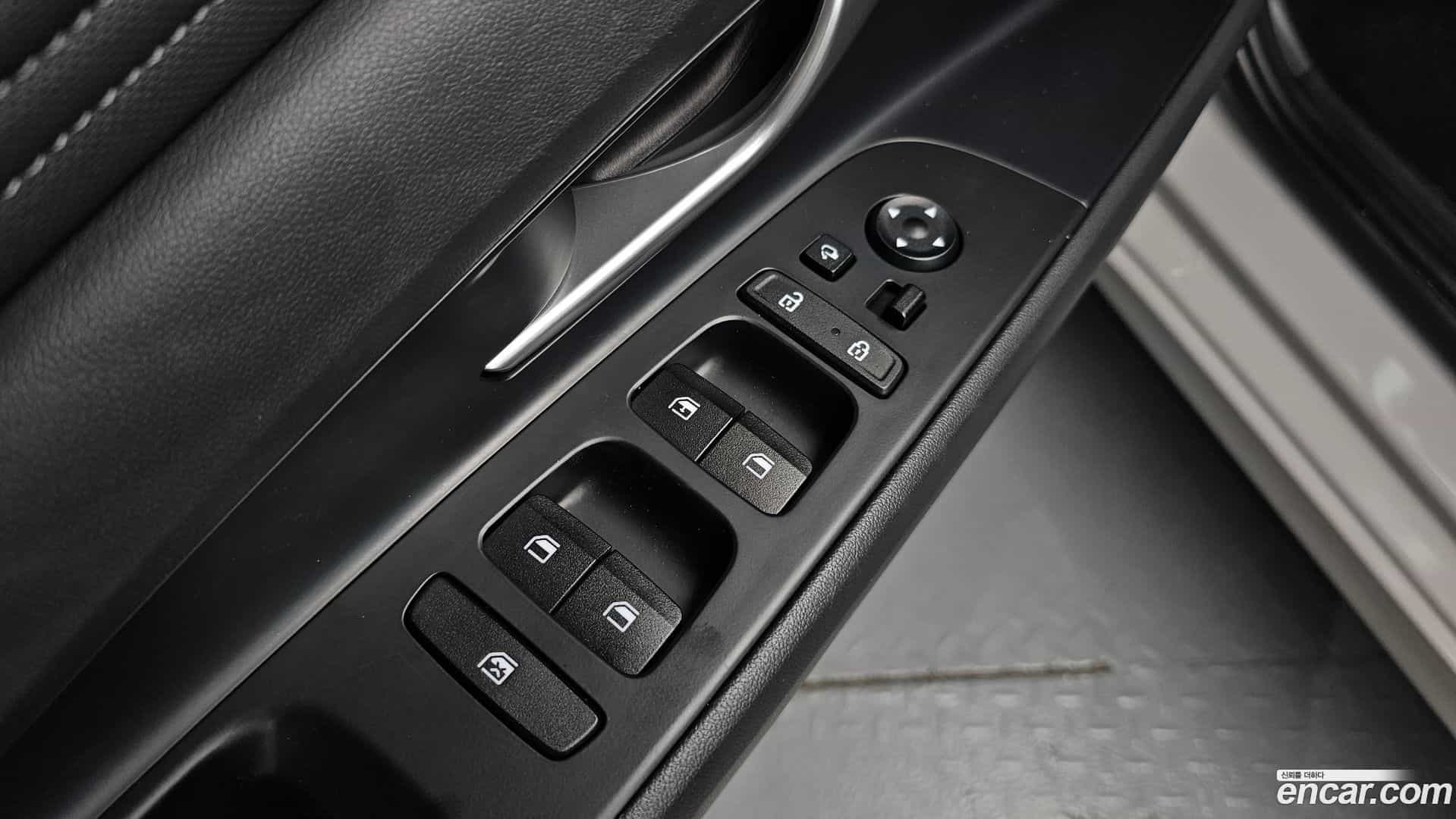 AVANTE Hyundai 2020.4-OPTION-023
