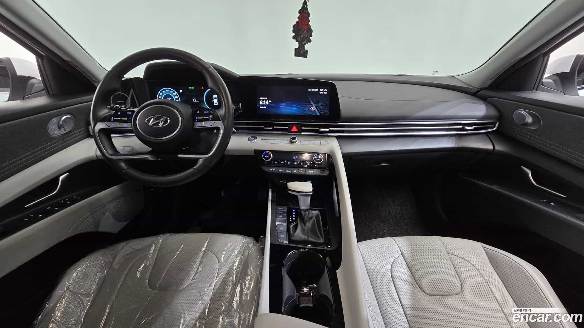 AVANTE Hyundai 2022.10-INNER-007