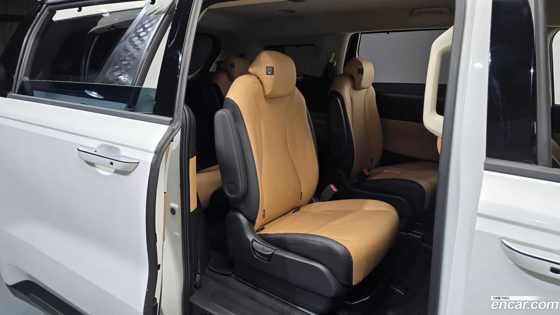 Canival Kia 2023.9-OPTION-015