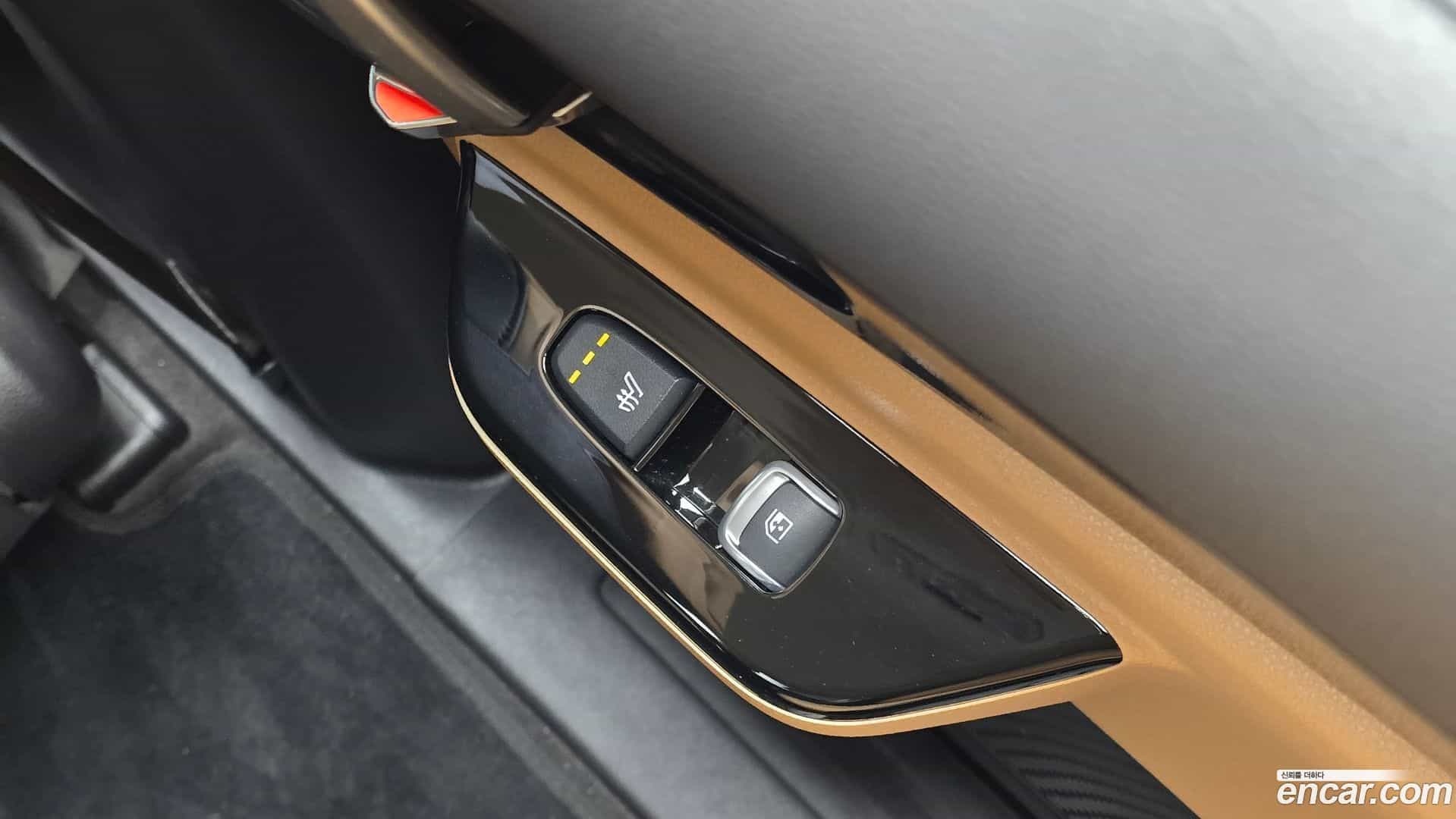 Canival Kia 2023.9-OPTION-016