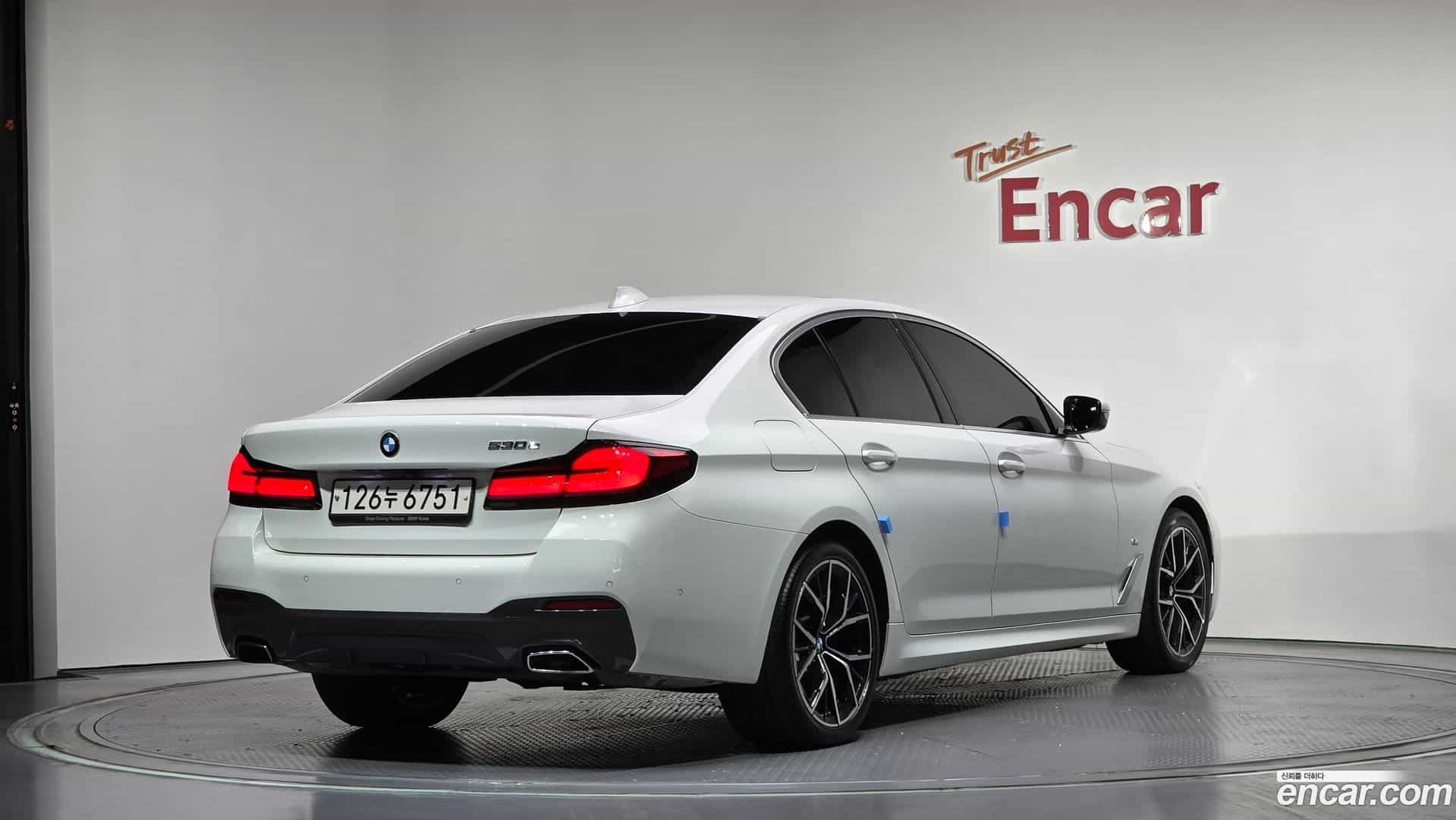 5-Series BMW 2021.1-OUTER-002