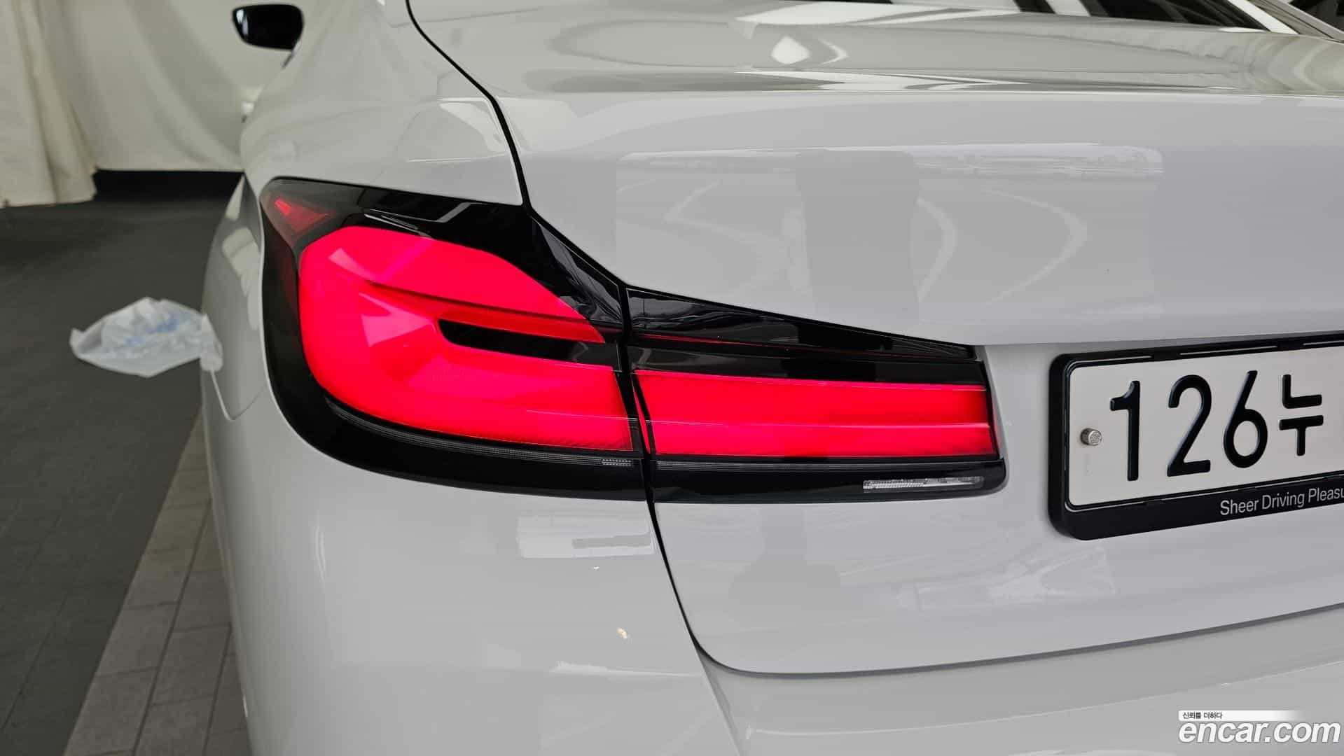 5-Series BMW 2021.1-OUTER-033