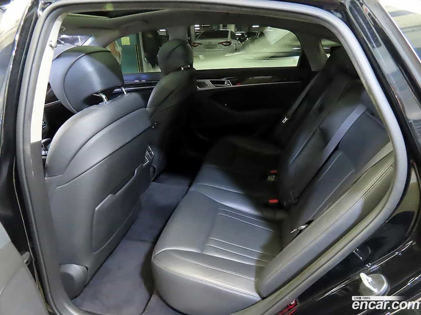 G80 Genesis 2017.2-OPTION-015