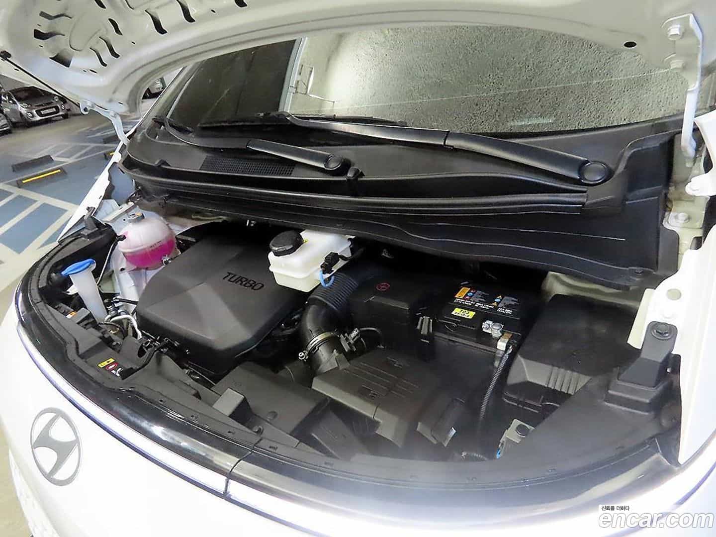 Staria Hyundai 2025.2-OPTION-024