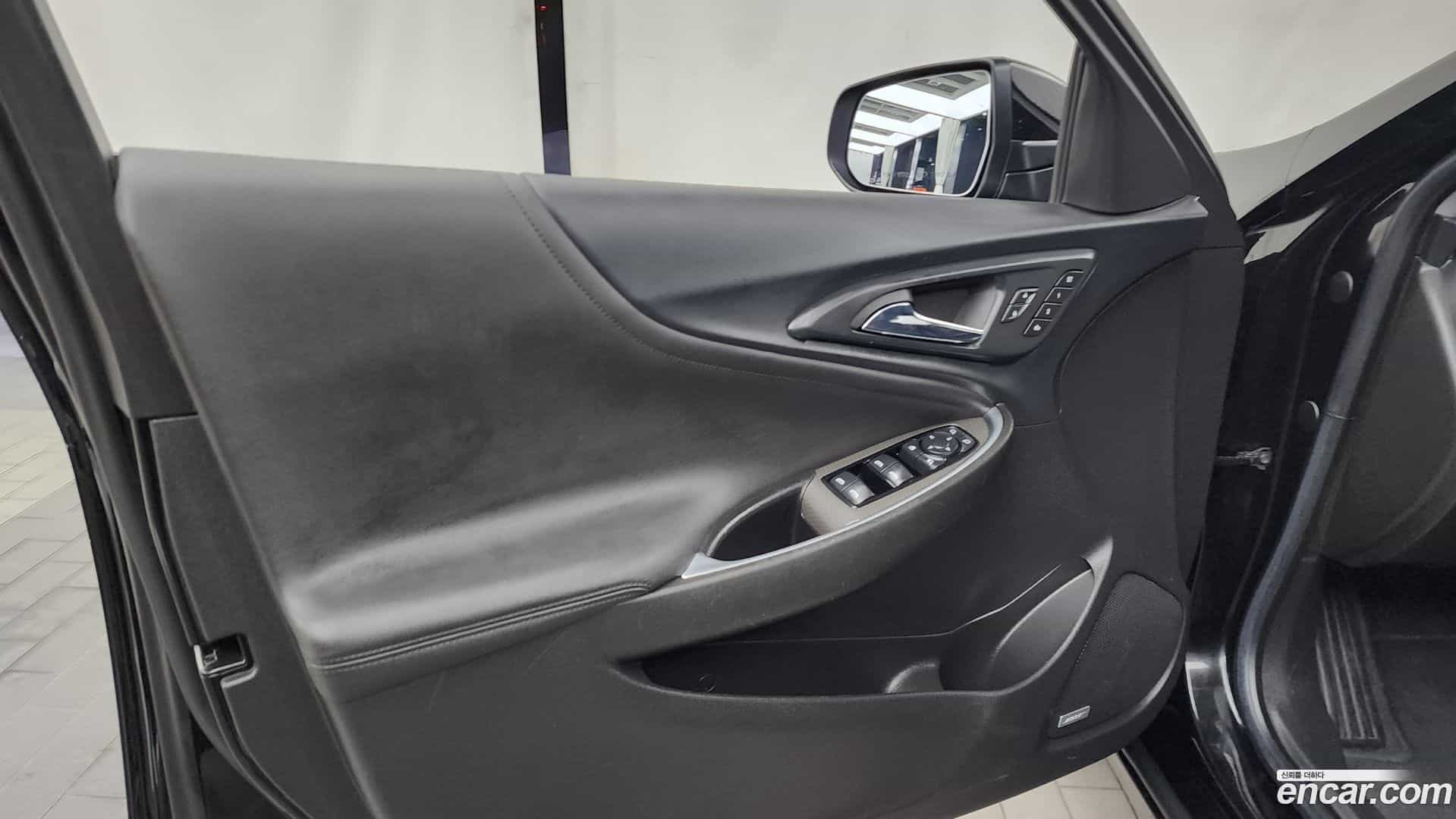 Malibu Chevrolet 2022.3-INNER-034