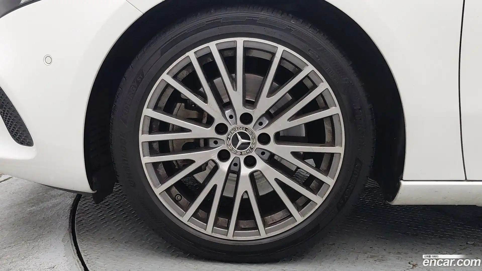 A-Class Mercedes-Benz 2021.8-OUTER-005