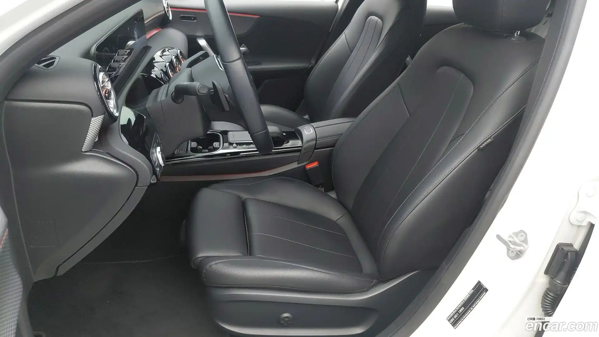 A-Class Mercedes-Benz 2021.8-INNER-010