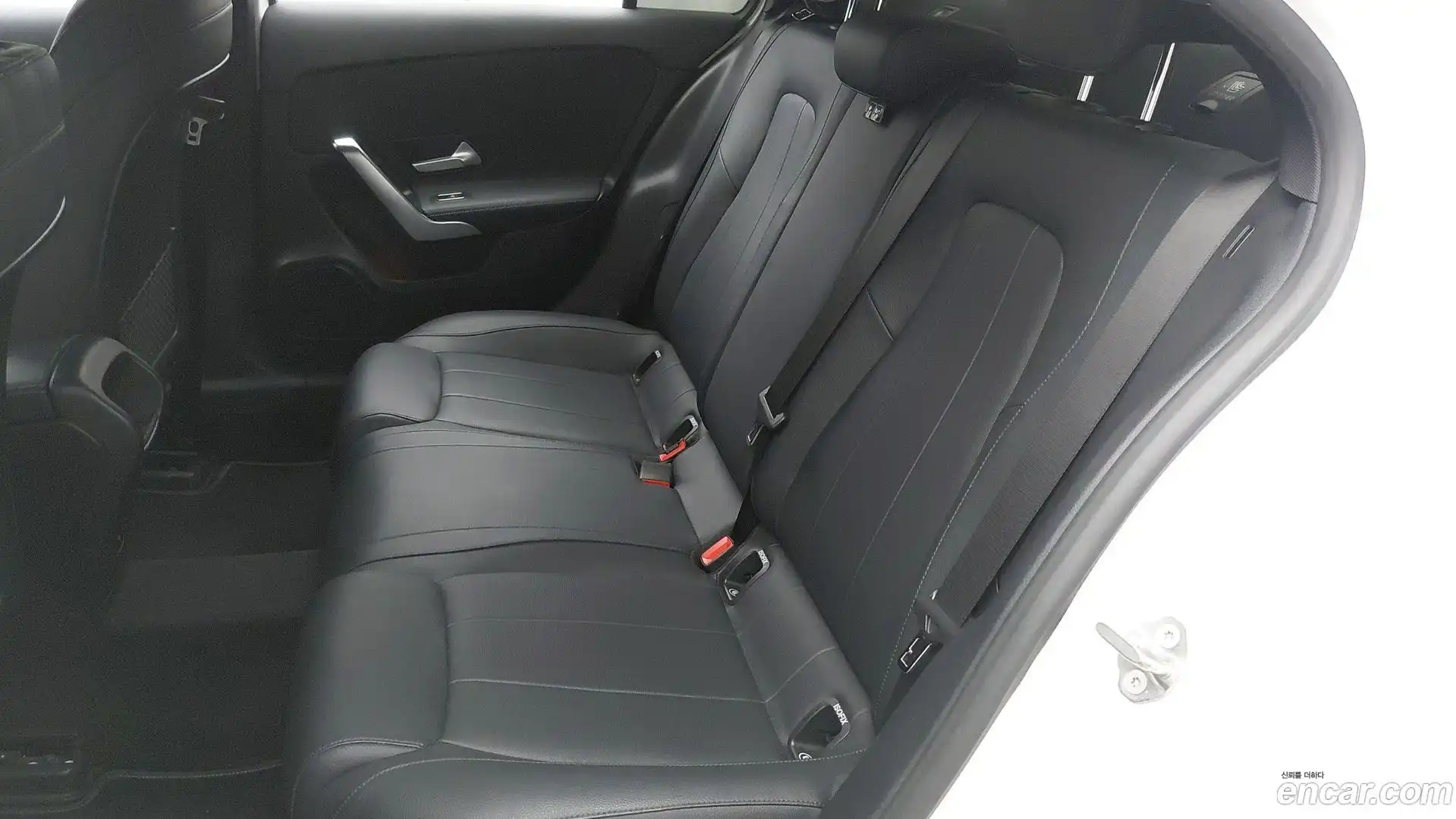 A-Class Mercedes-Benz 2021.8-OPTION-016