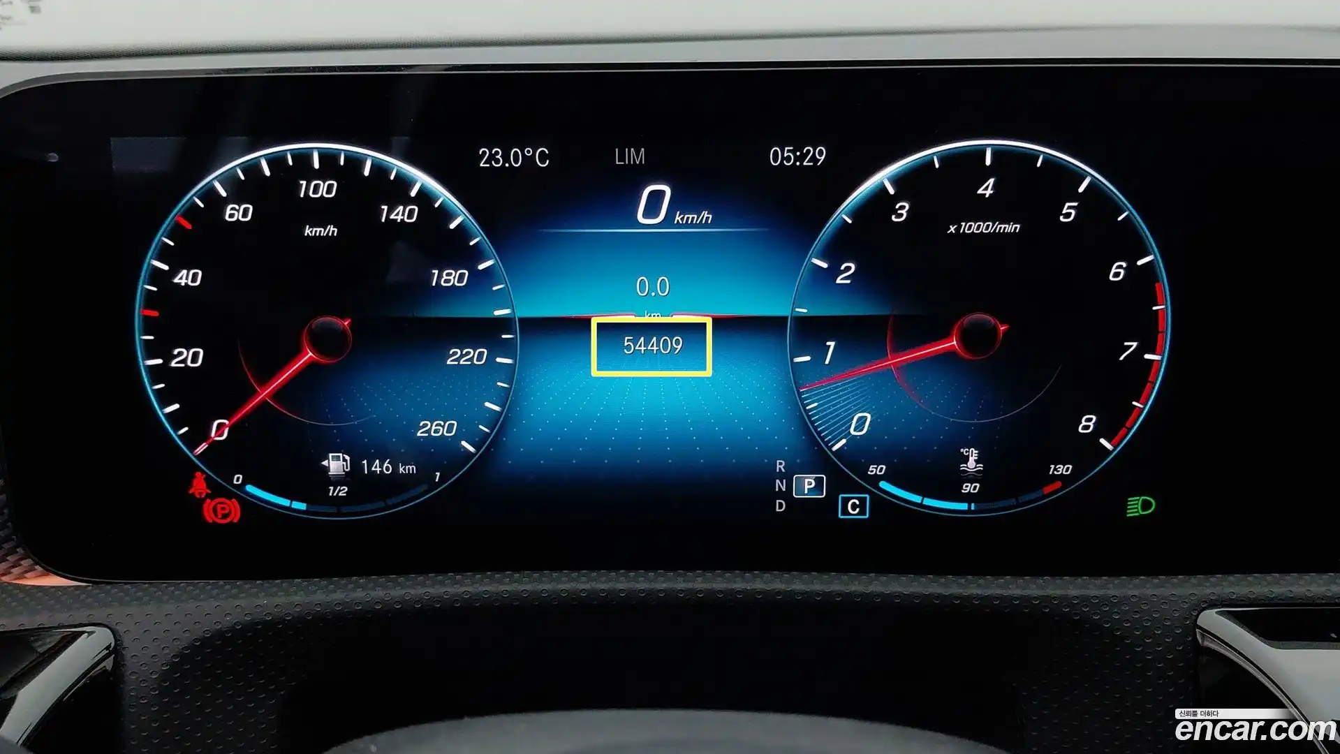 A-Class Mercedes-Benz 2021.8-OPTION-019