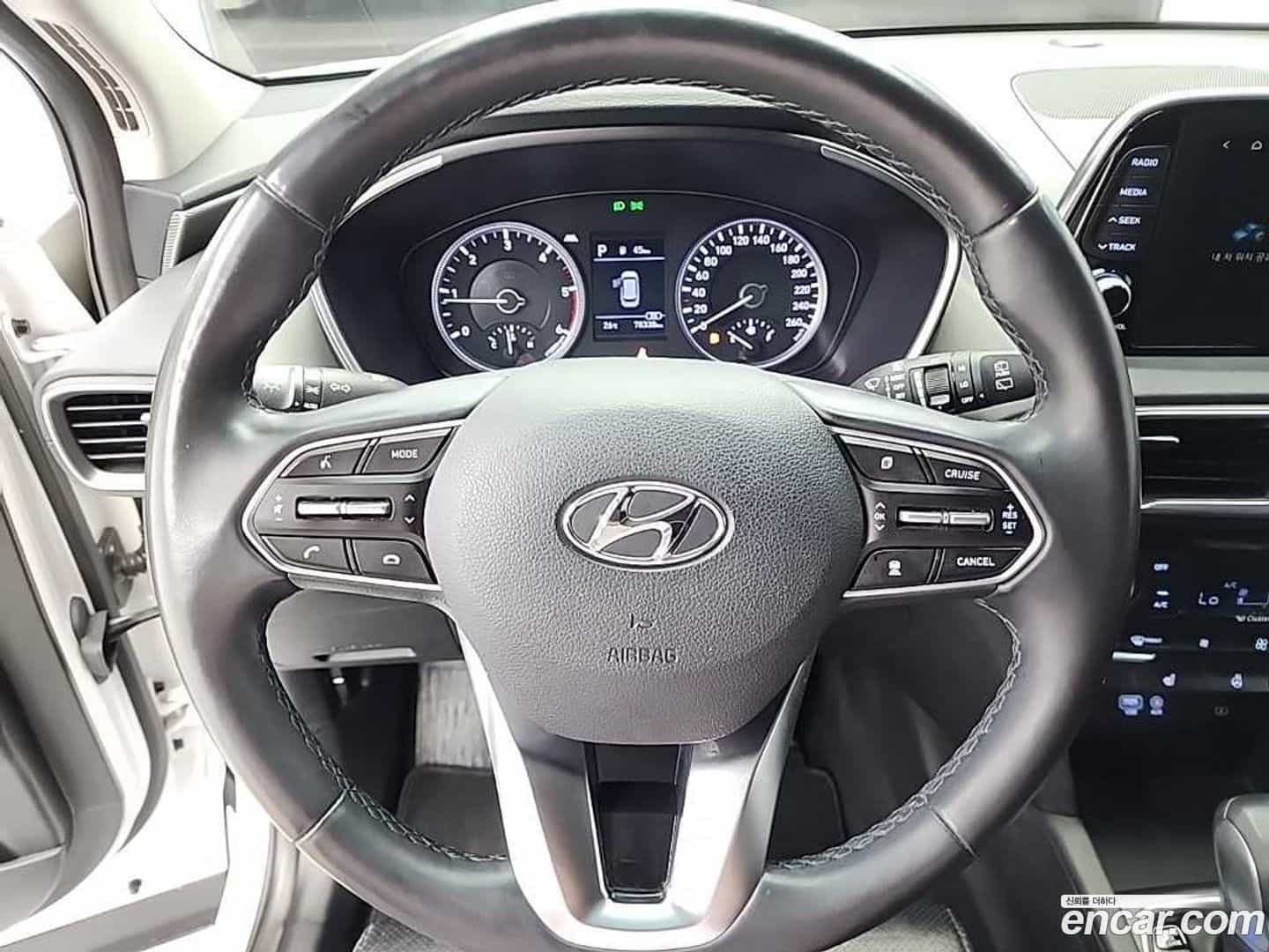 Santafe Hyundai 2018.9-INNER-009