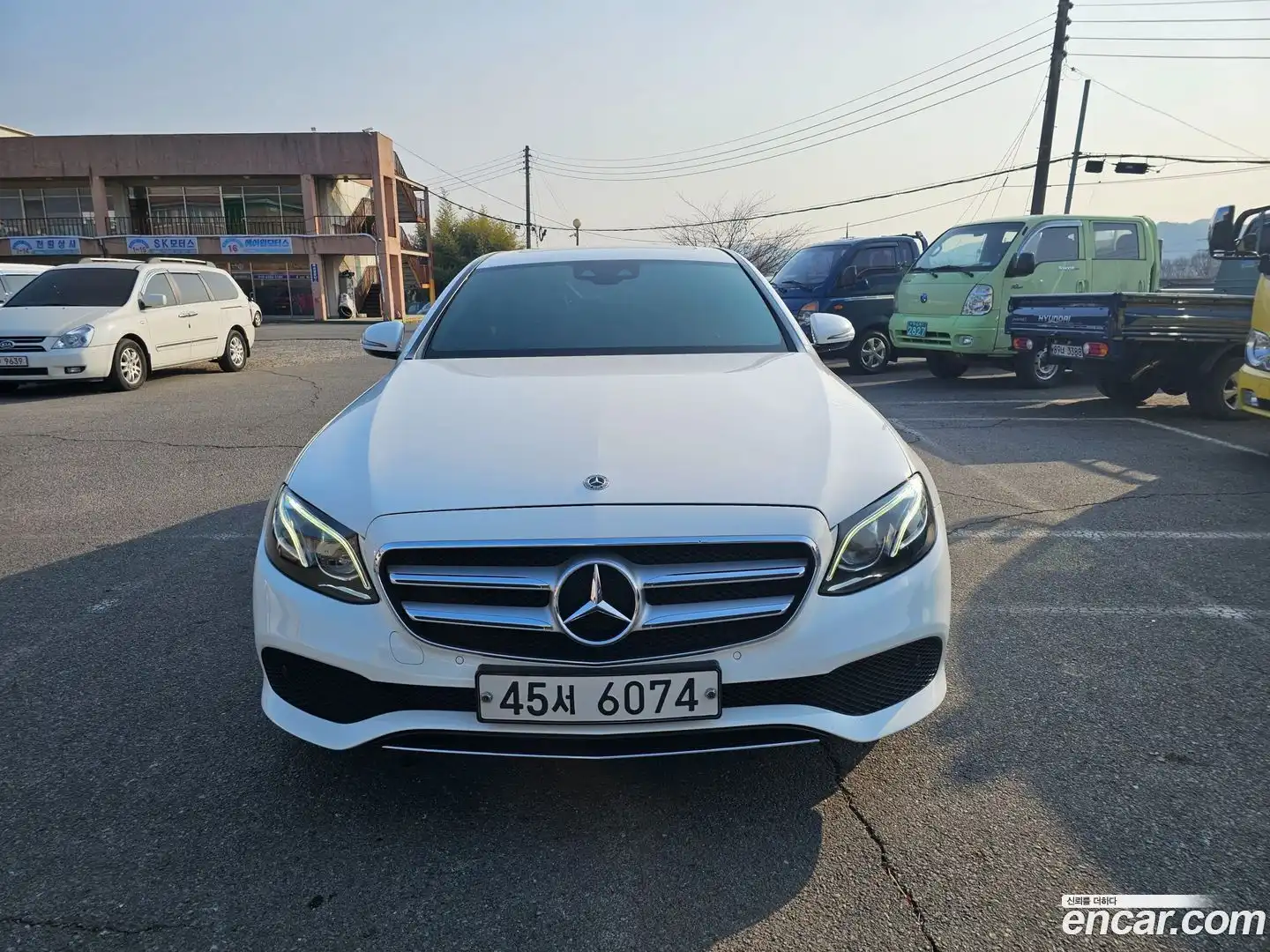 E-Class Mercedes-Benz 2018.4-INNER-008