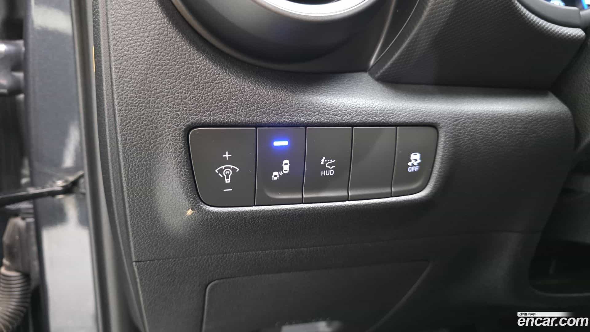 Kona Hyundai 2018.10-OPTION-018