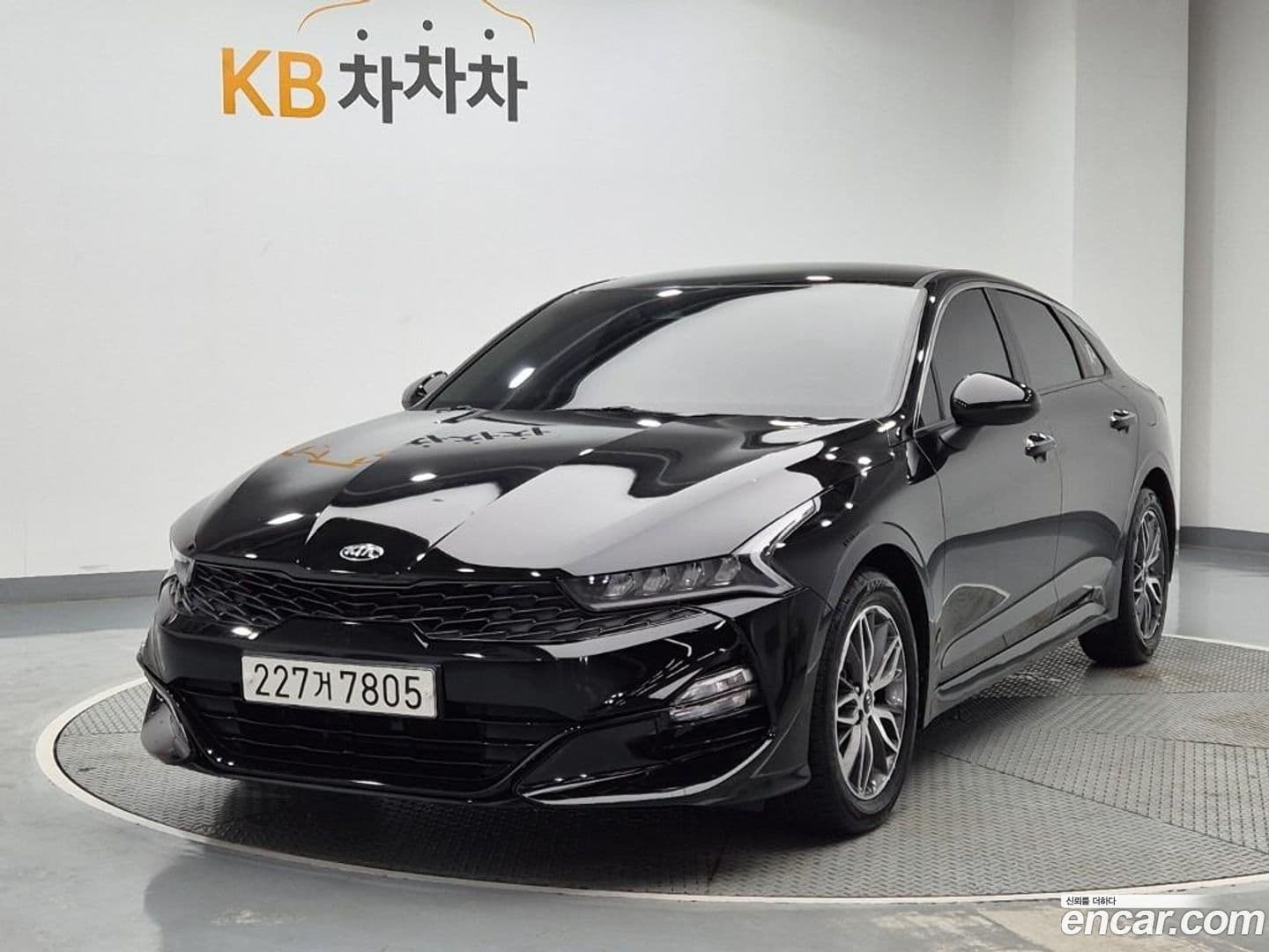Main__Slider__Photo:K5 Kia 2020.6-0