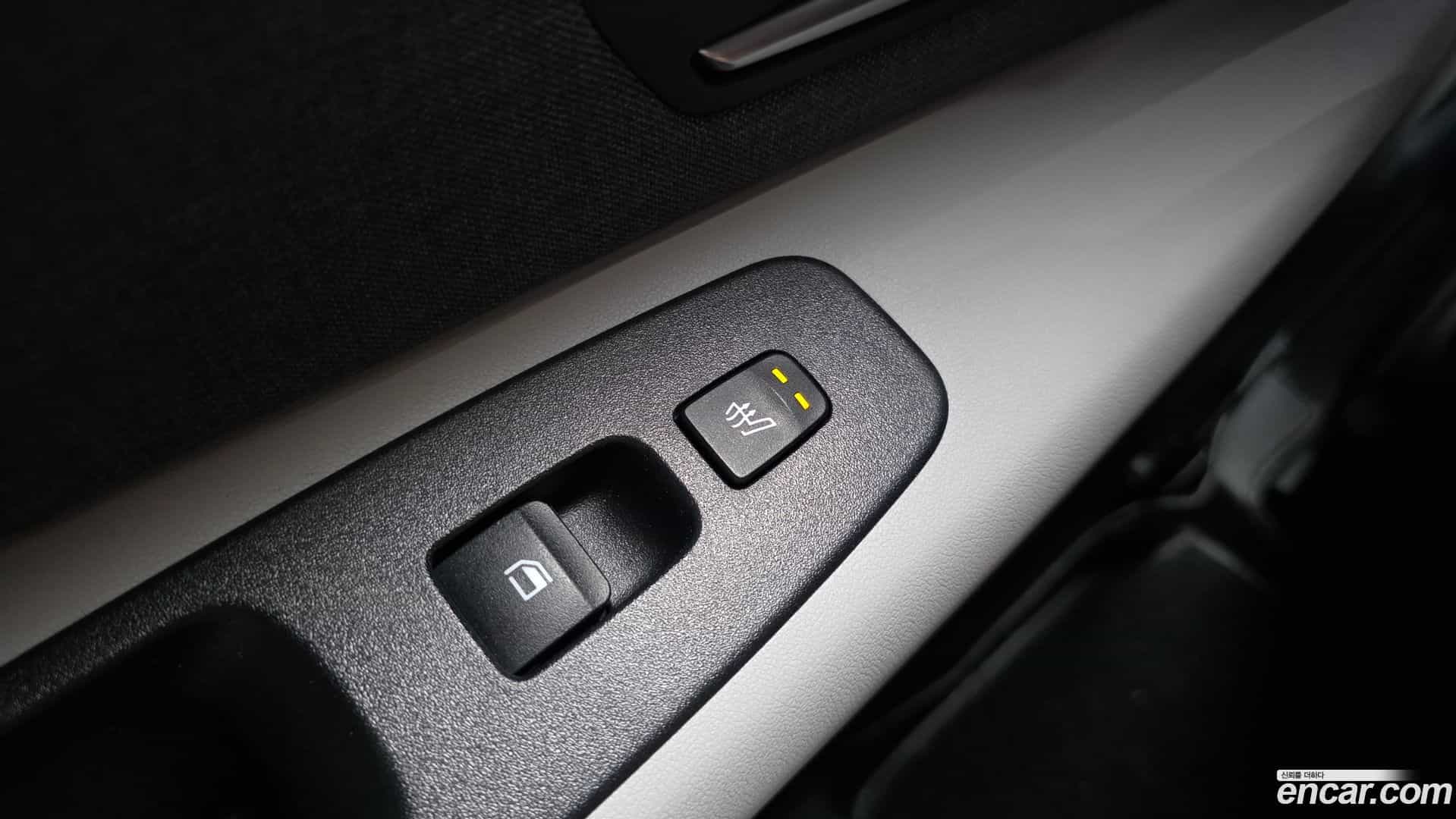AVANTE Hyundai 2020.8-OPTION-023