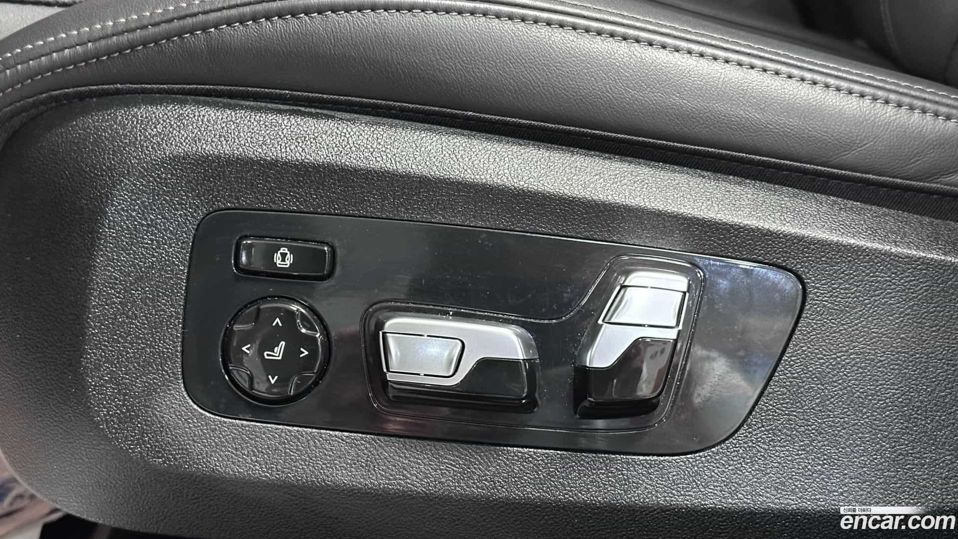 X6 BMW 2023.0-OPTION-018