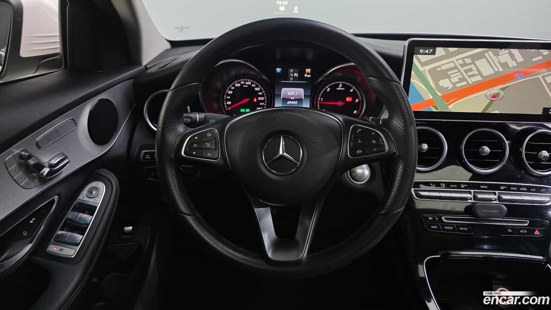 C-Class Mercedes-Benz 2017.0-OPTION-016
