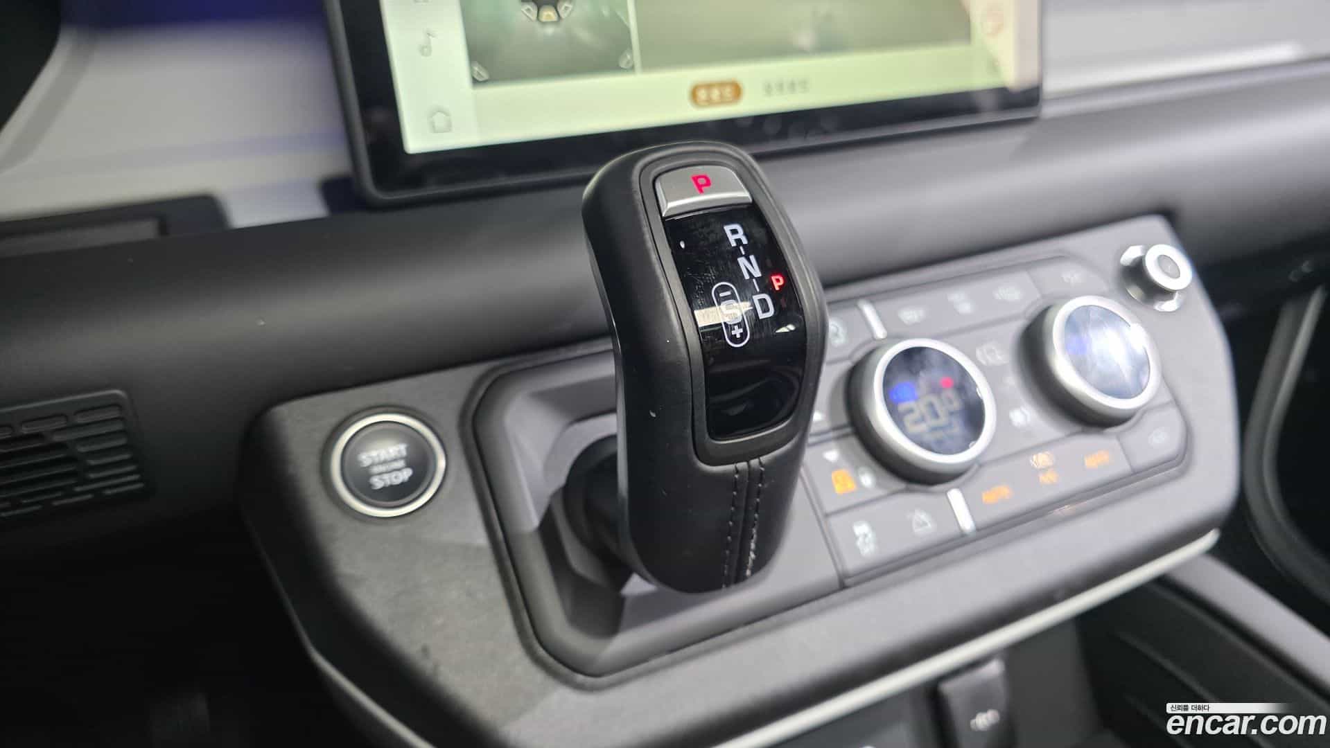 Defender Land Rover 2024.11-INNER-009