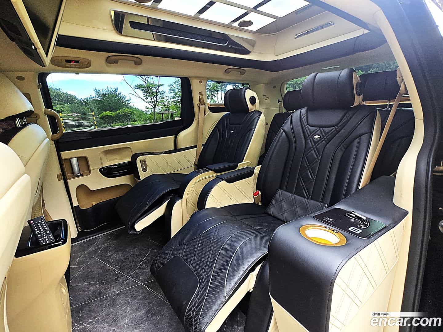 Canival Kia 2018.9-OPTION-016