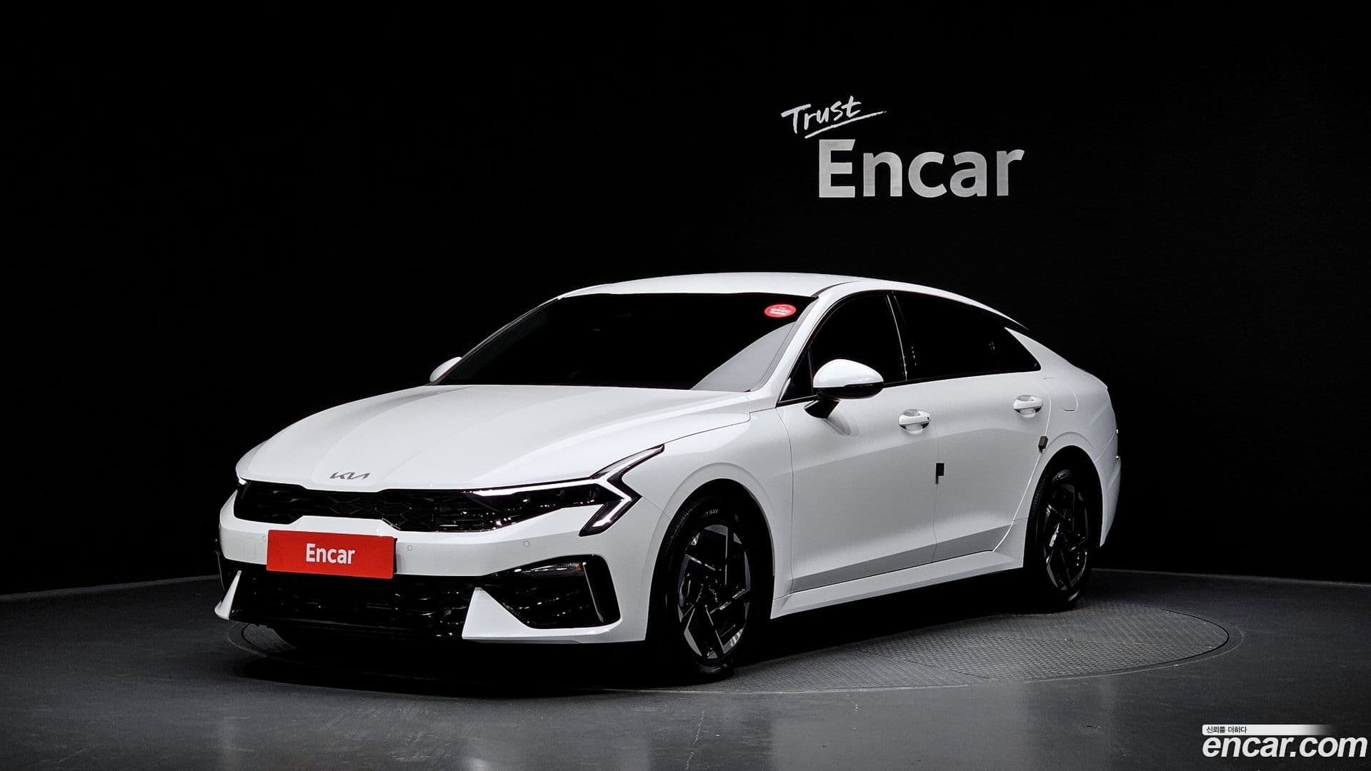 Main__Slider__Photo:K5 Kia 2025.11-0