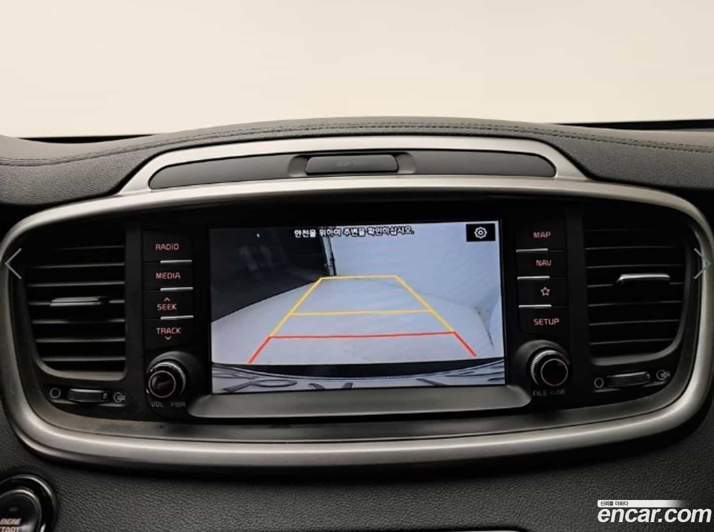 Sorento Kia 2017.8-INNER-010