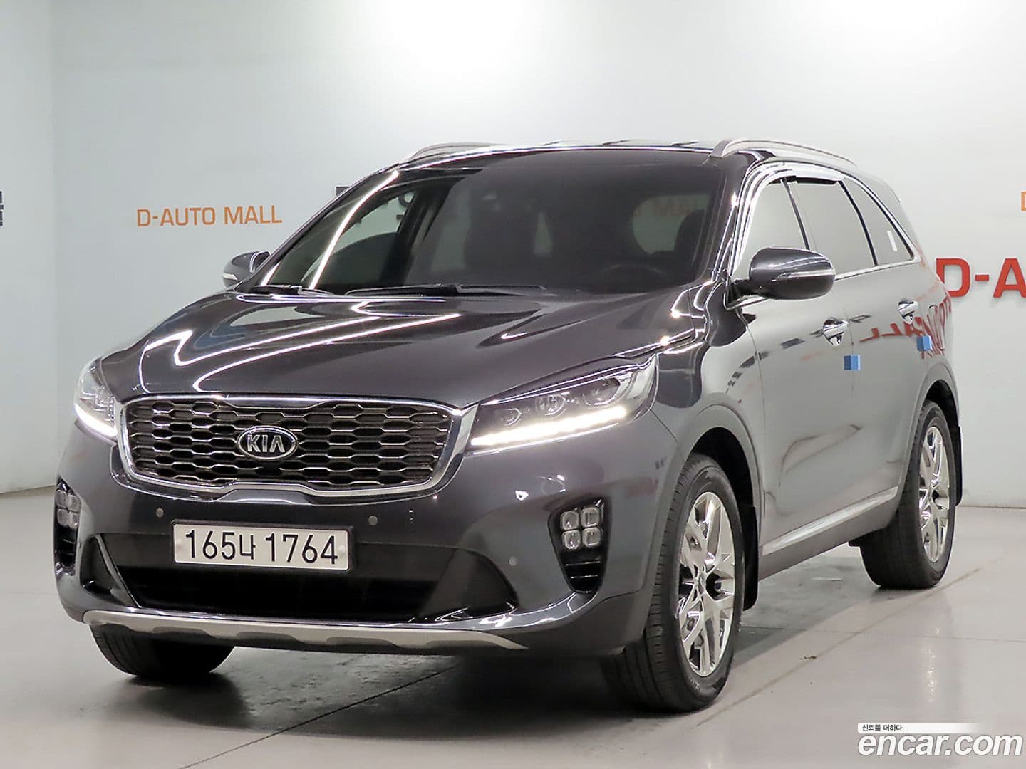 Main__Slider__Photo:Sorento Kia 2020.2-0