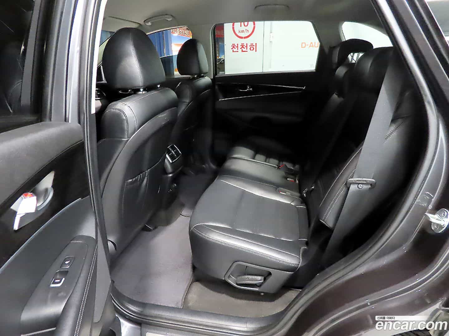 Sorento Kia 2020.2-OPTION-015