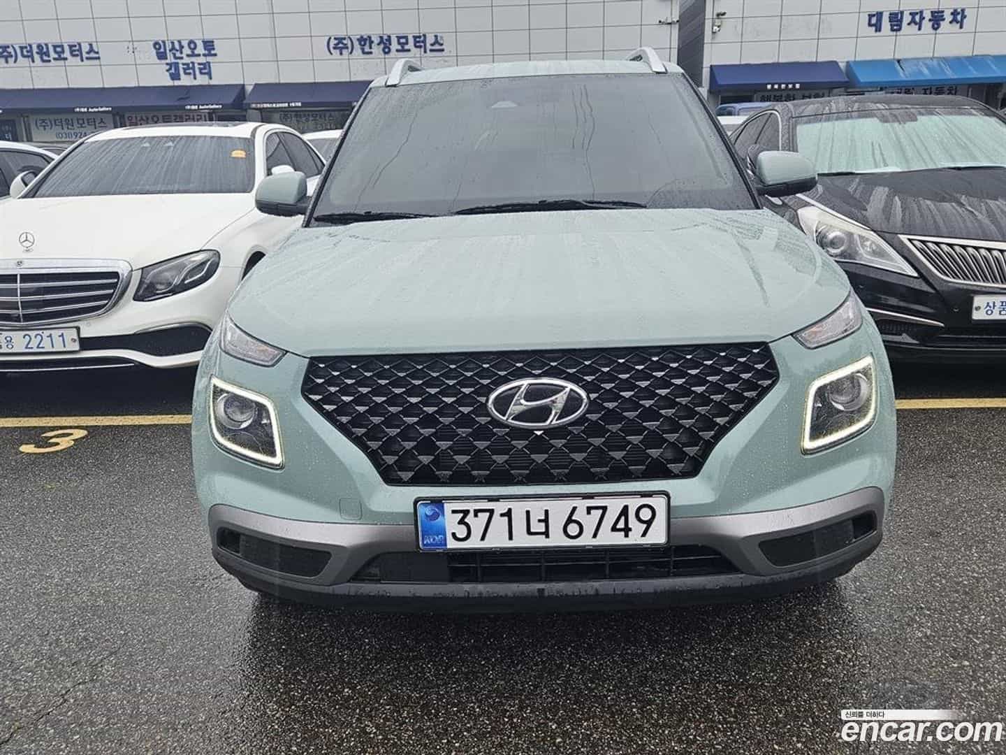 Venue Hyundai 2025.9-OUTER-003