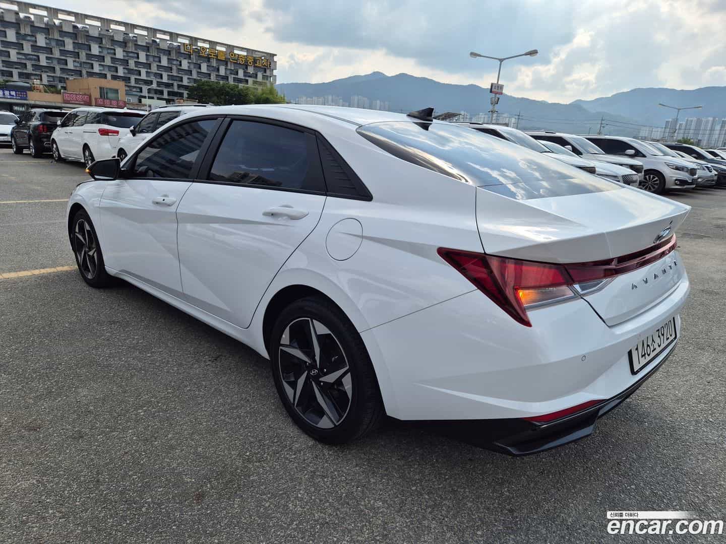 AVANTE Hyundai 2022.5-OUTER-004