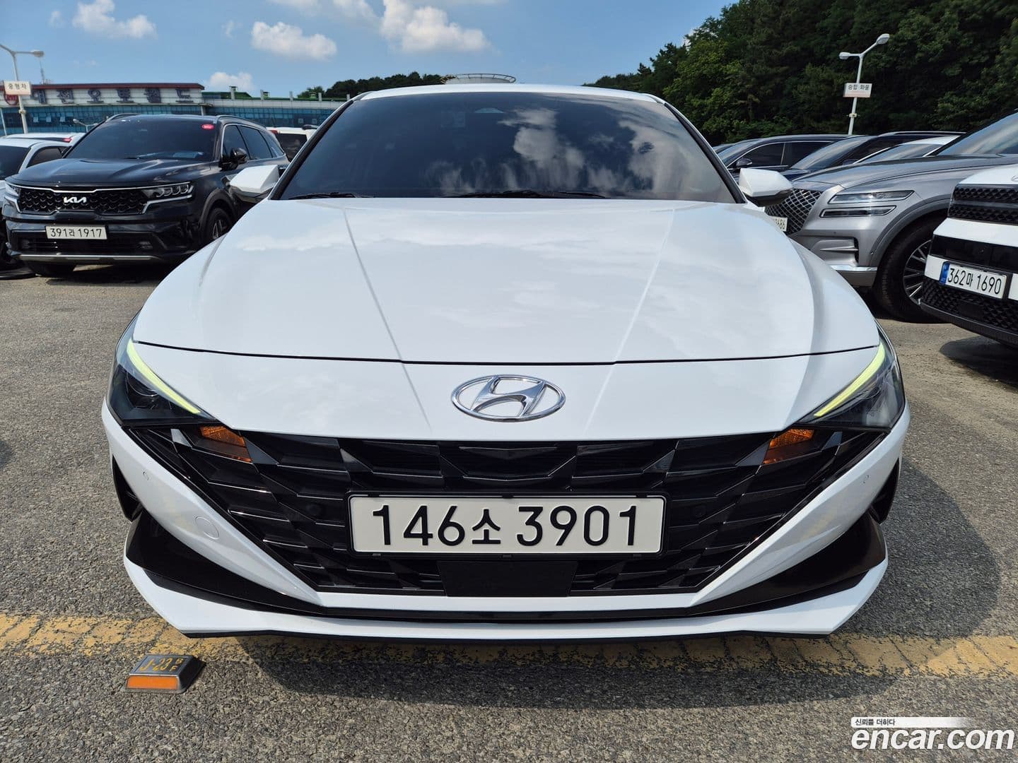 Main__Slider__Photo:AVANTE Hyundai 2022.4-0