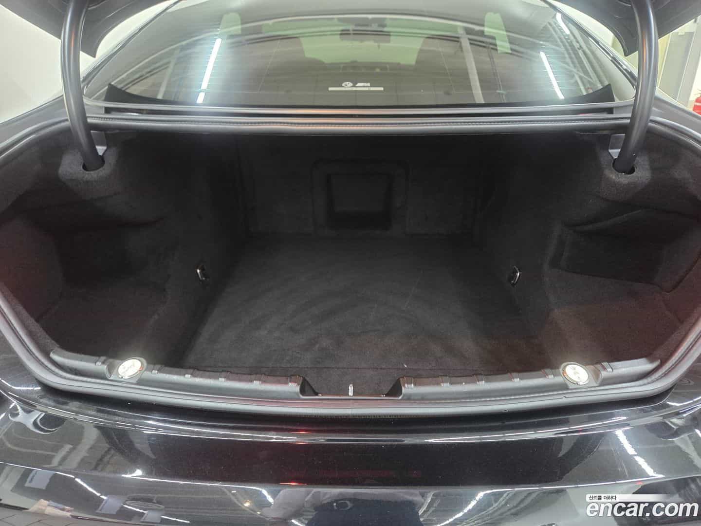 M6 BMW 2013.1-INNER-008