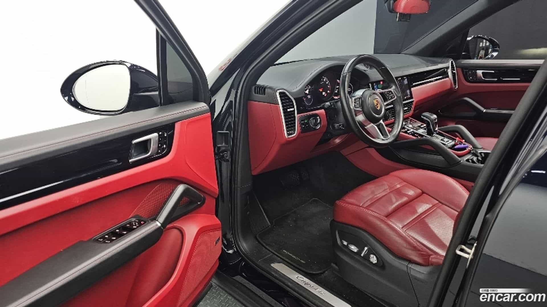 Cayenne Porsche 2021.2-INNER-010