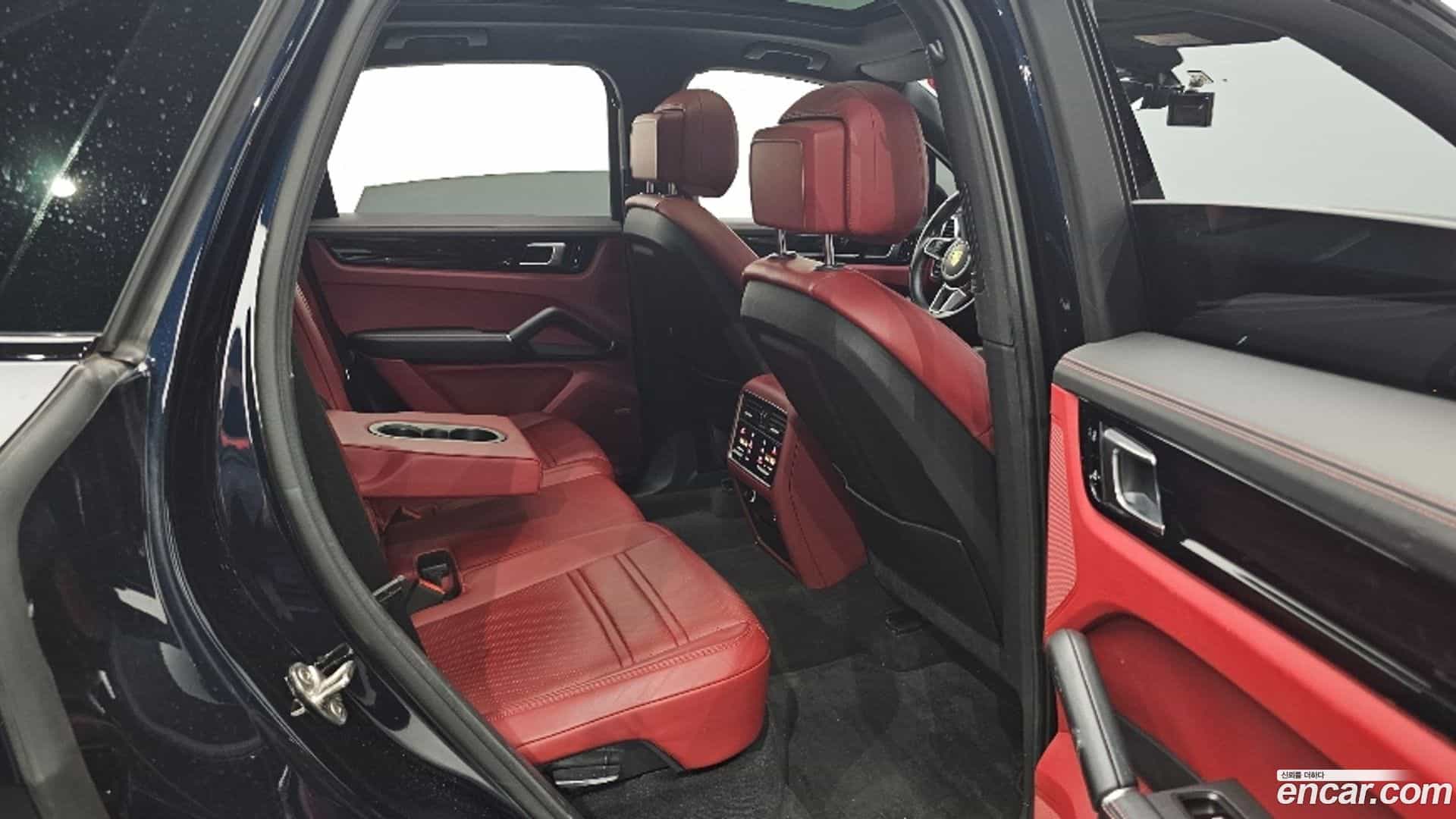 Cayenne Porsche 2021.2-OPTION-016