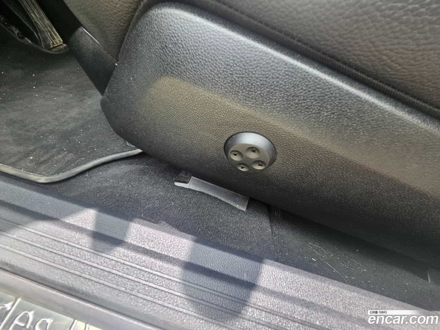 E-Class Mercedes-Benz 2015.5-OPTION-020