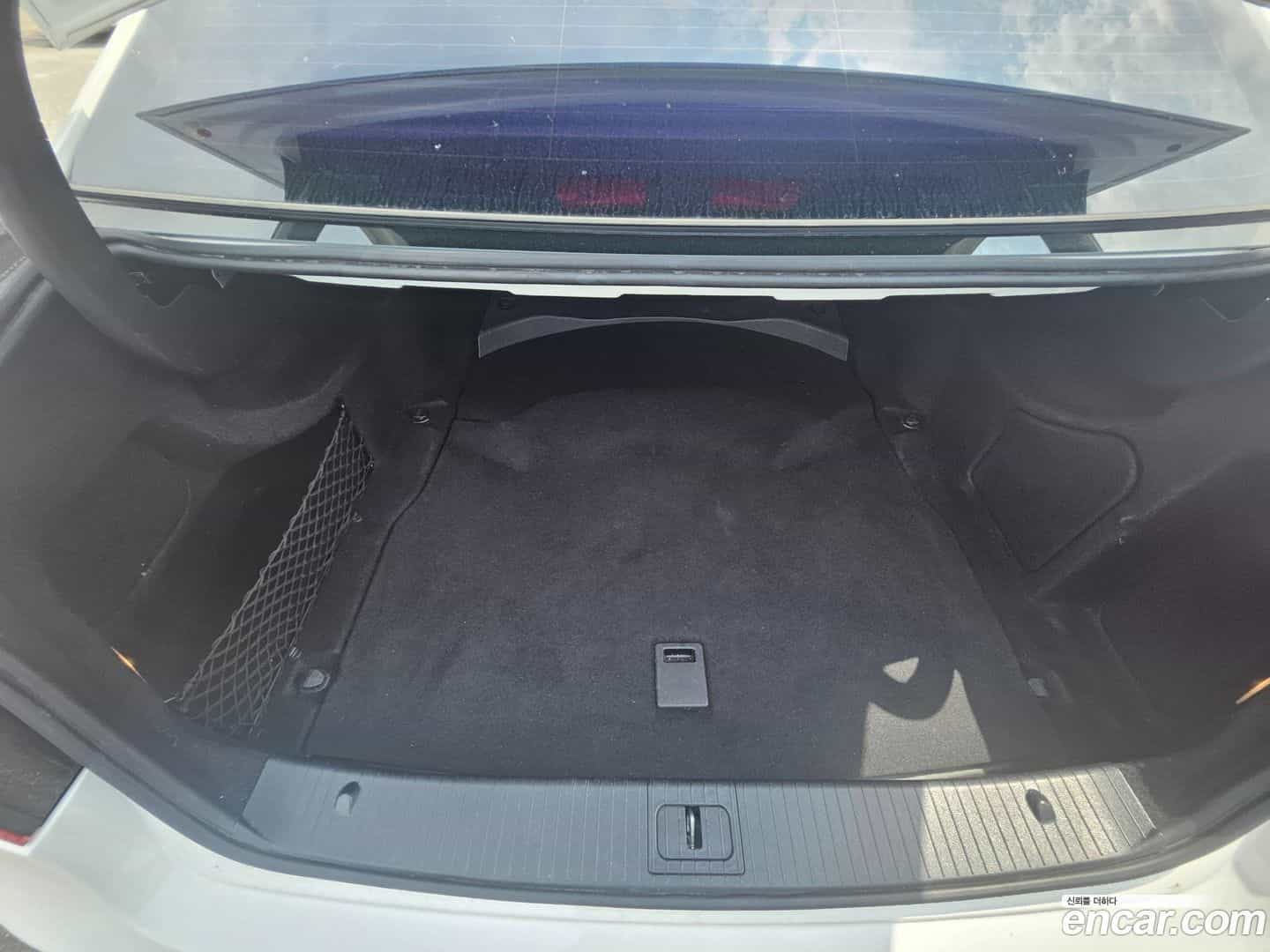 E-Class Mercedes-Benz 2015.5-OPTION-022