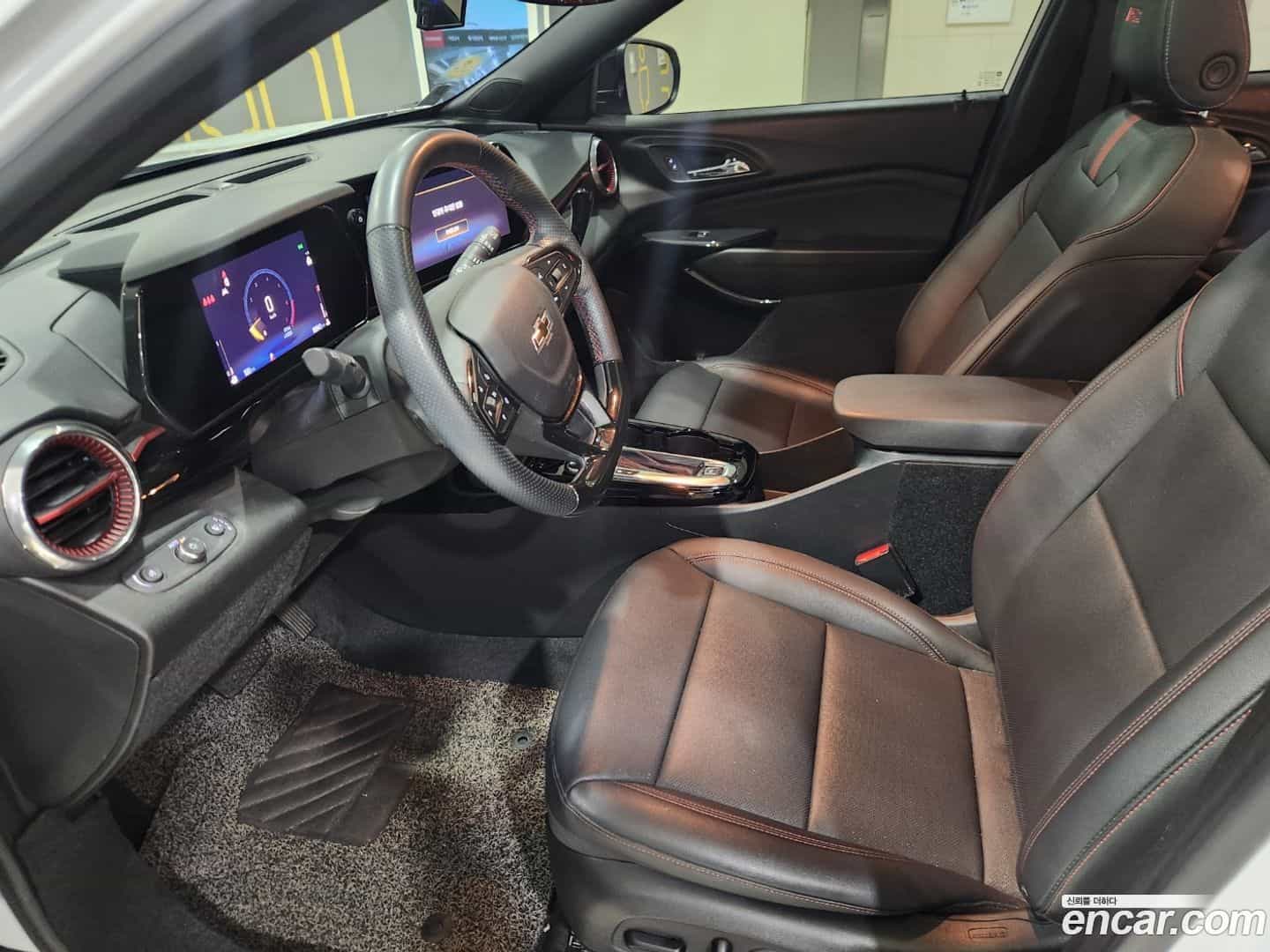Trax Chevrolet 2023.4-INNER-010
